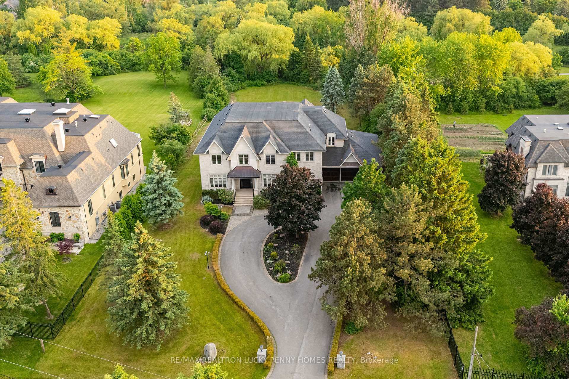 Photo 1 of 60 Cachet Parkway, Markham, Devil's Elbow — HOMEH