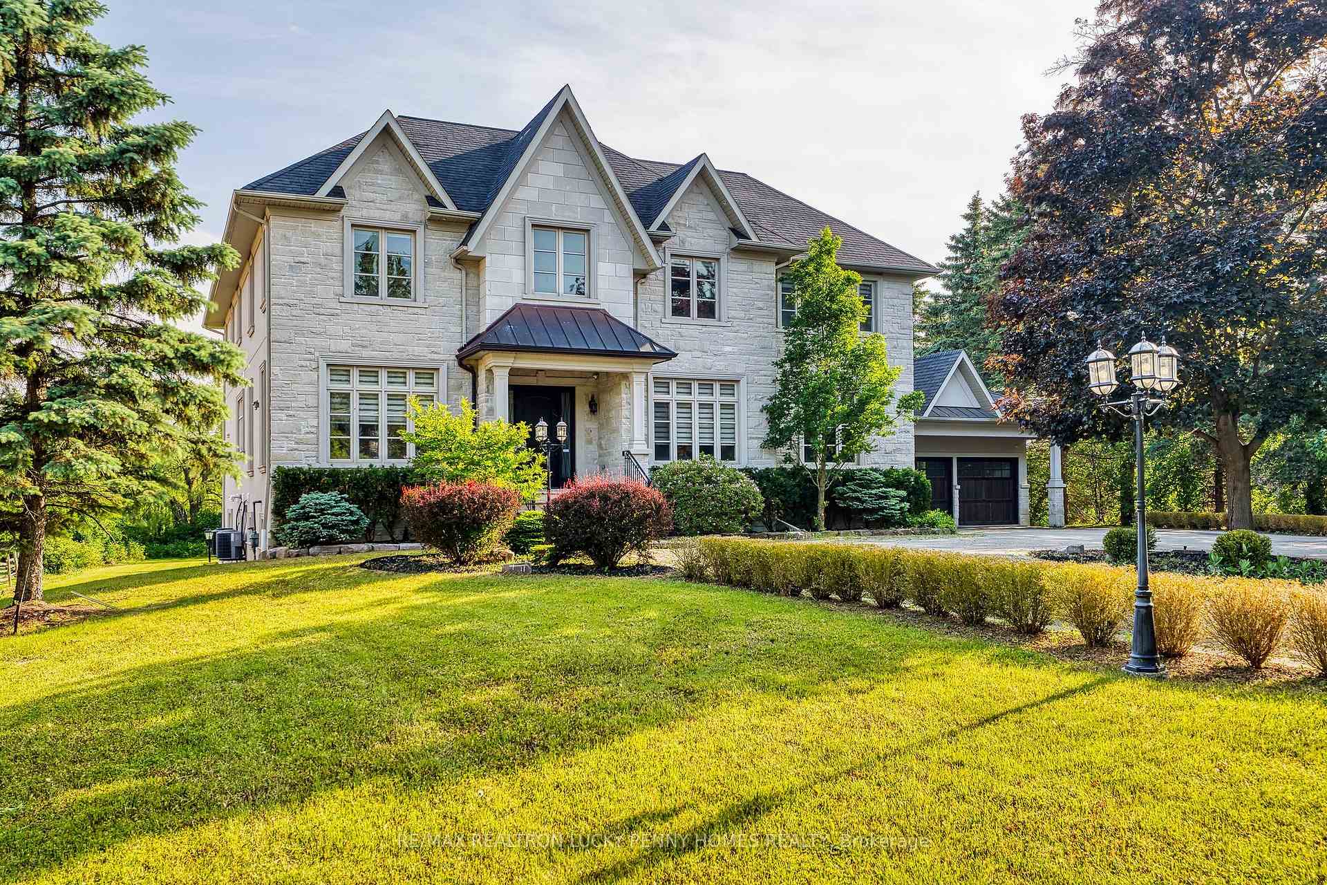 Photo 4 of 60 Cachet Parkway, Markham, Devil's Elbow — HOMEH