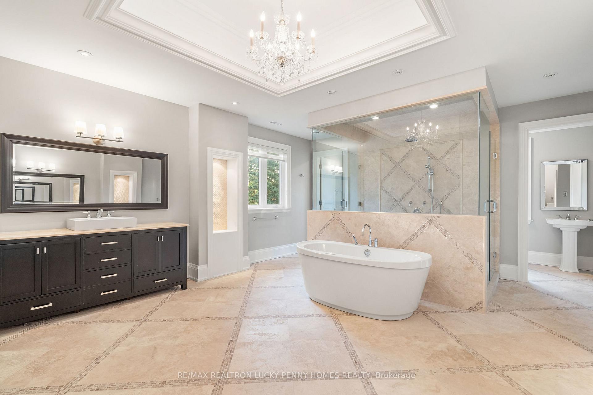 Photo 32 of 60 Cachet Parkway, Markham, Devil's Elbow — HOMEH