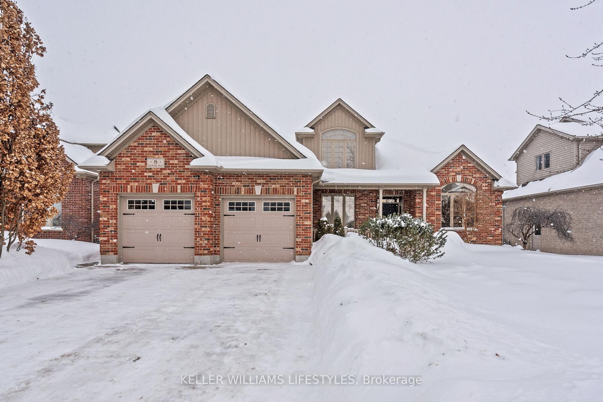 Front of 8 Dogwood Trail