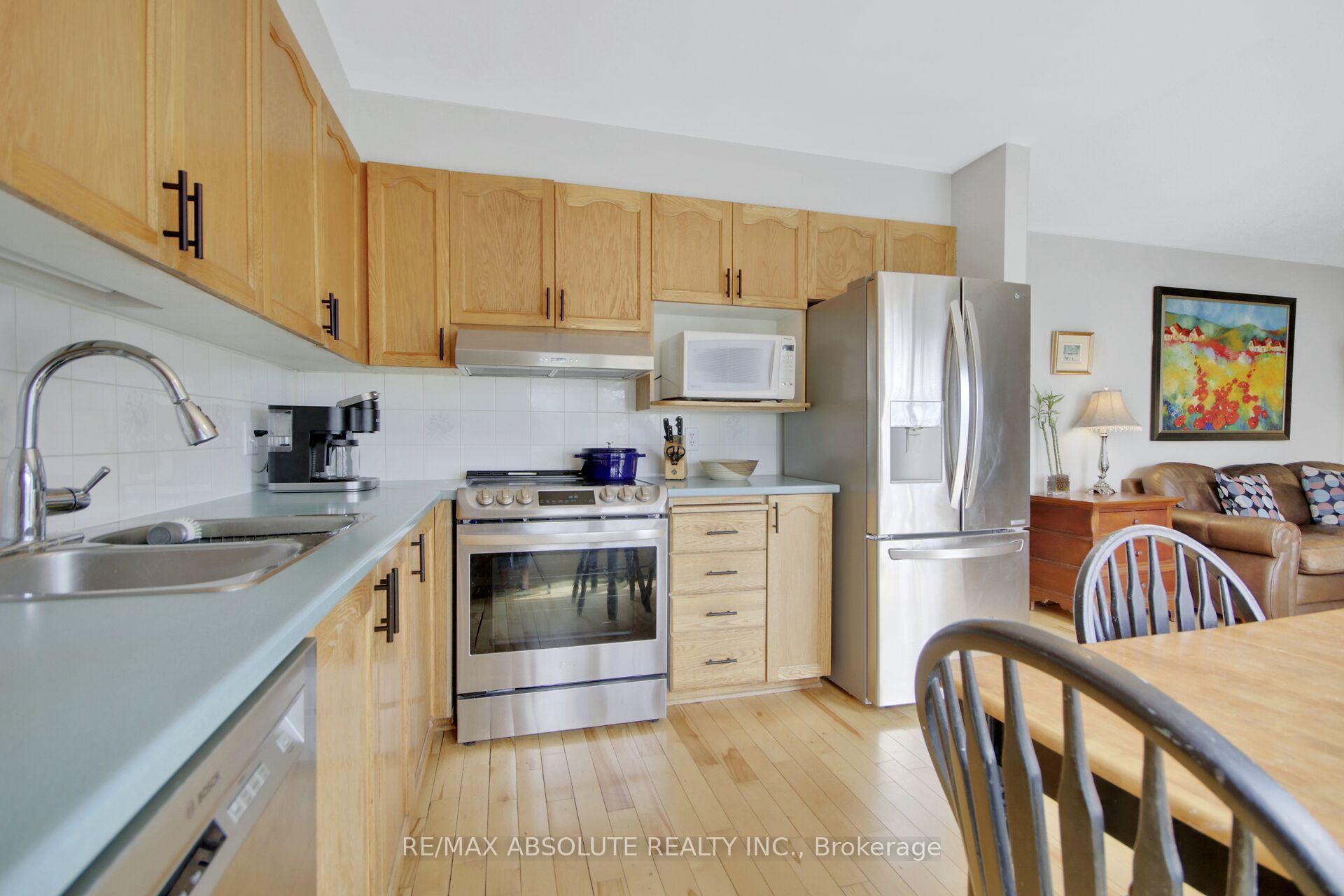 Photo 9 of 52 Grassy Plains Drive, Ottawa, Kanata - Emerald Meadows/Trailwest — HOMEH