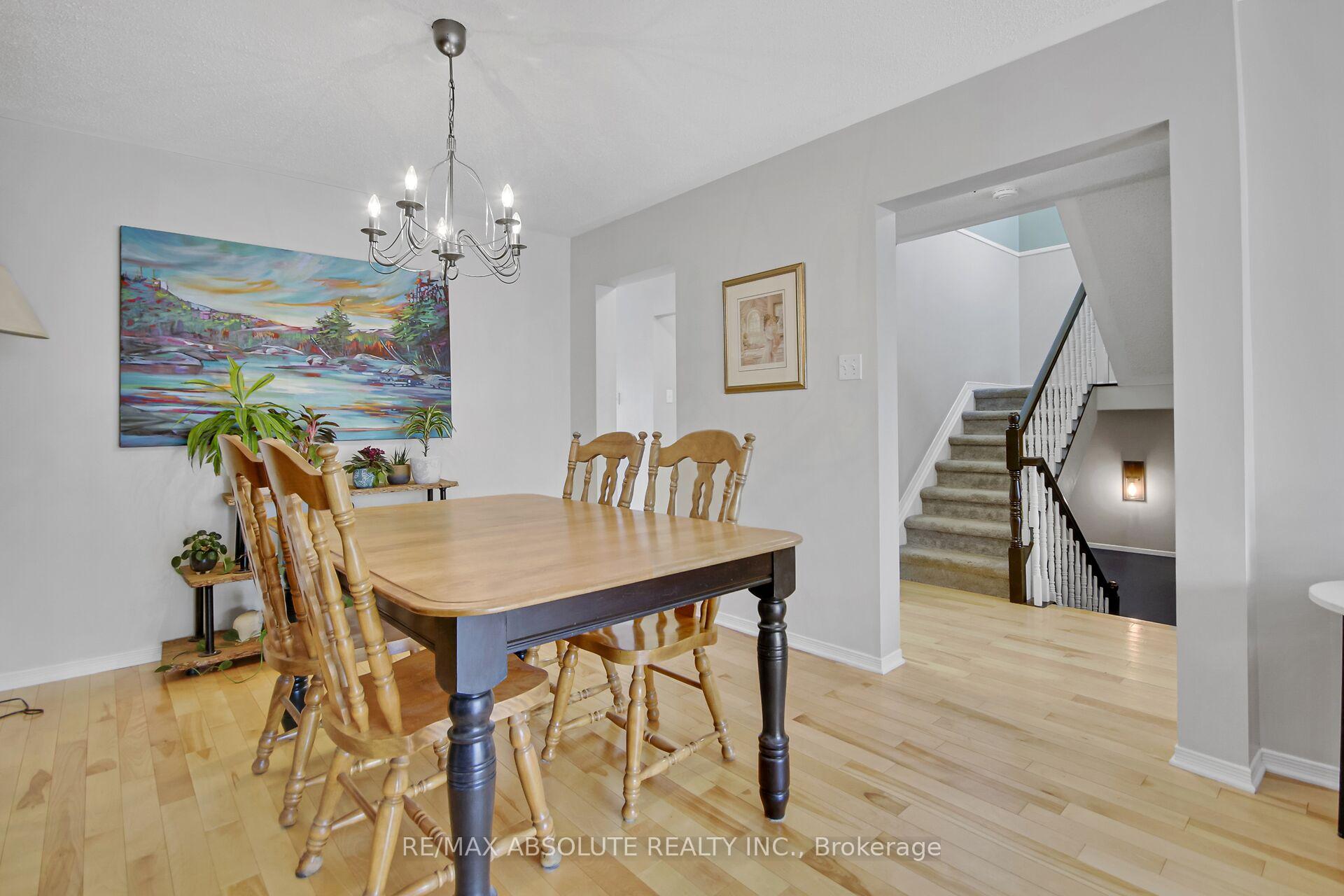 Photo 15 of 52 Grassy Plains Drive, Ottawa, Kanata - Emerald Meadows/Trailwest — HOMEH