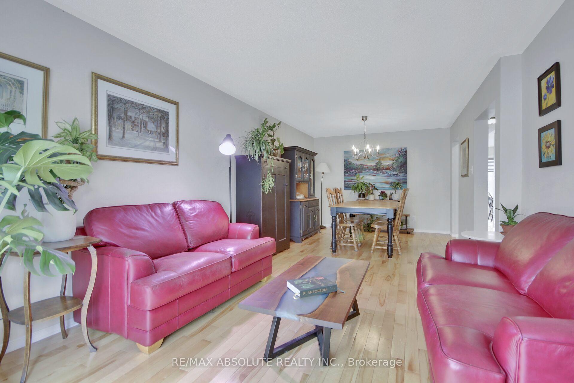 Photo 18 of 52 Grassy Plains Drive, Ottawa, Kanata - Emerald Meadows/Trailwest — HOMEH