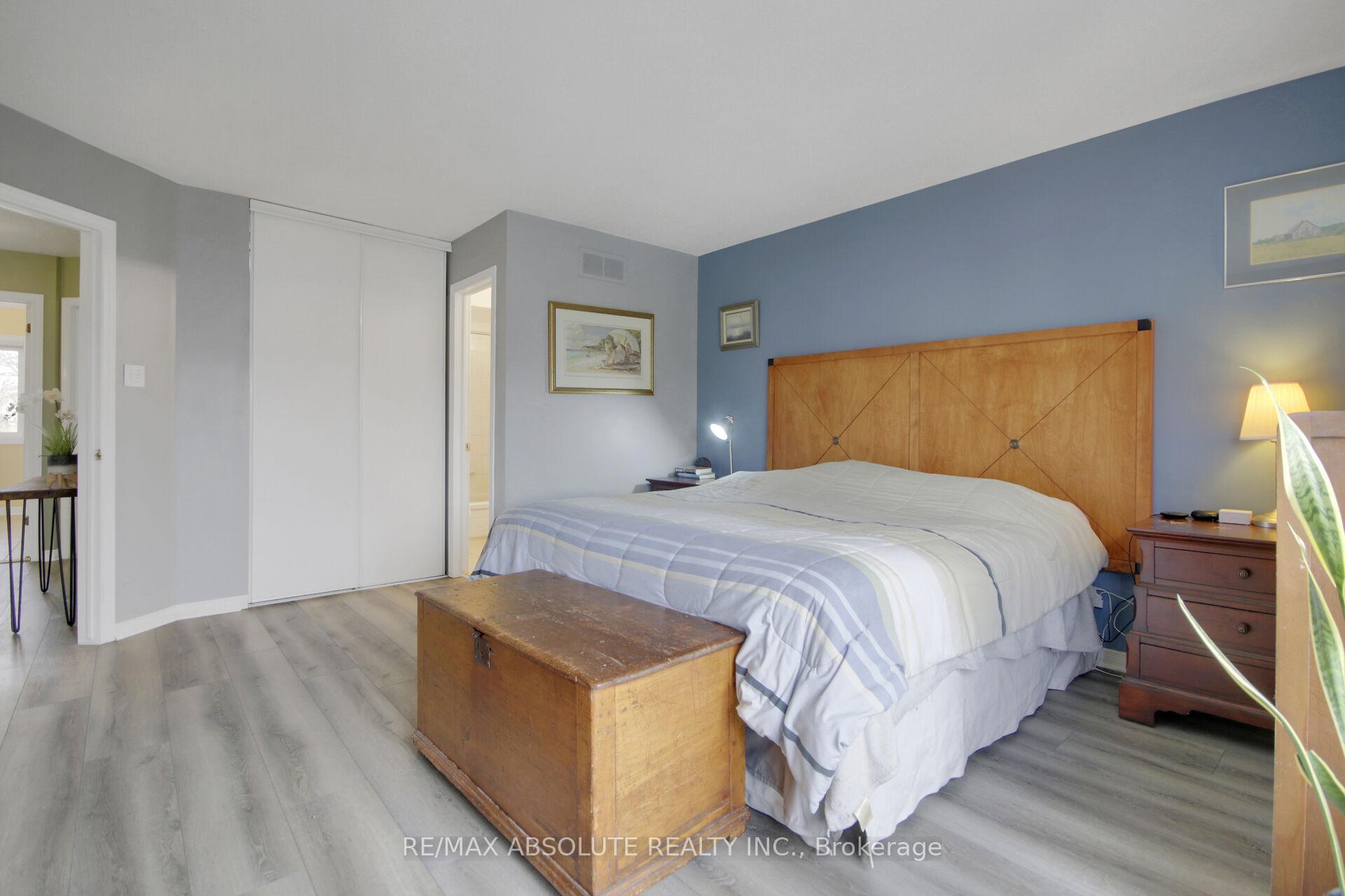 Photo 24 of 52 Grassy Plains Drive, Ottawa, Kanata - Emerald Meadows/Trailwest — HOMEH
