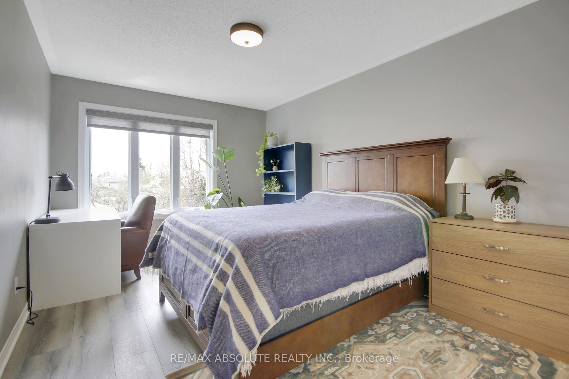 Photo 29 of 52 Grassy Plains Drive, Ottawa, Kanata - Emerald Meadows/Trailwest — HOMEH