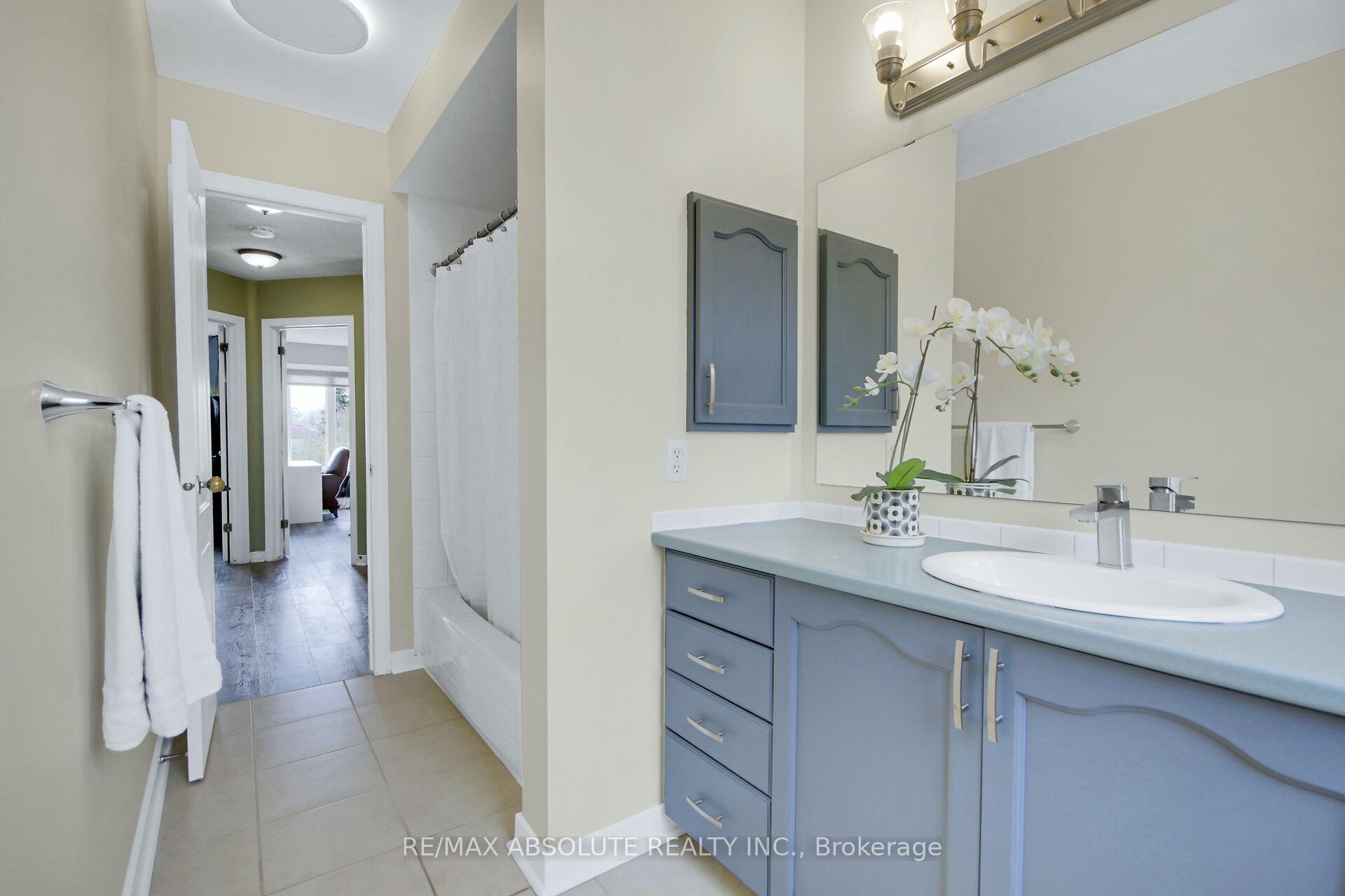 Photo 31 of 52 Grassy Plains Drive, Ottawa, Kanata - Emerald Meadows/Trailwest — HOMEH