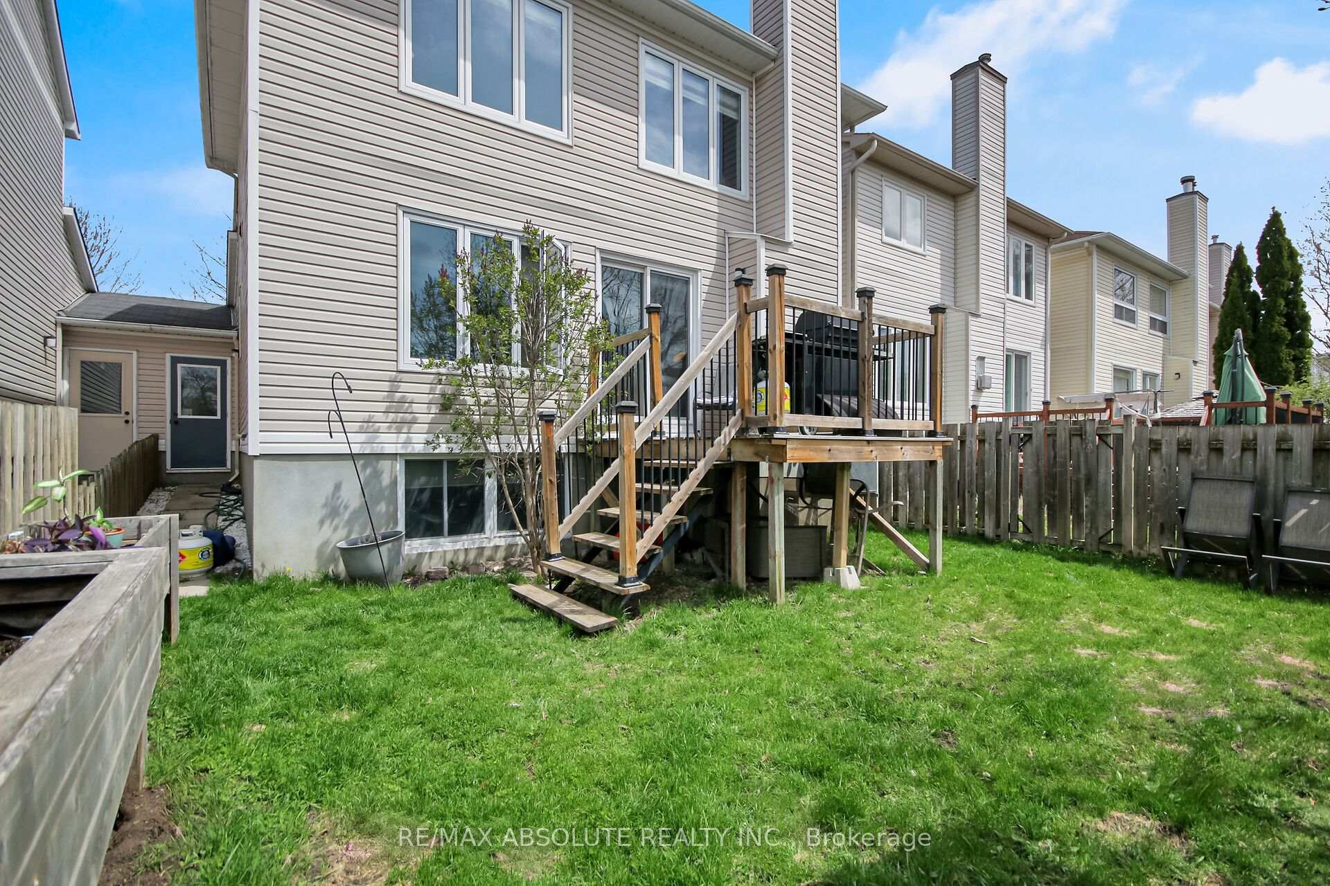 Photo 36 of 52 Grassy Plains Drive, Ottawa, Kanata - Emerald Meadows/Trailwest — HOMEH