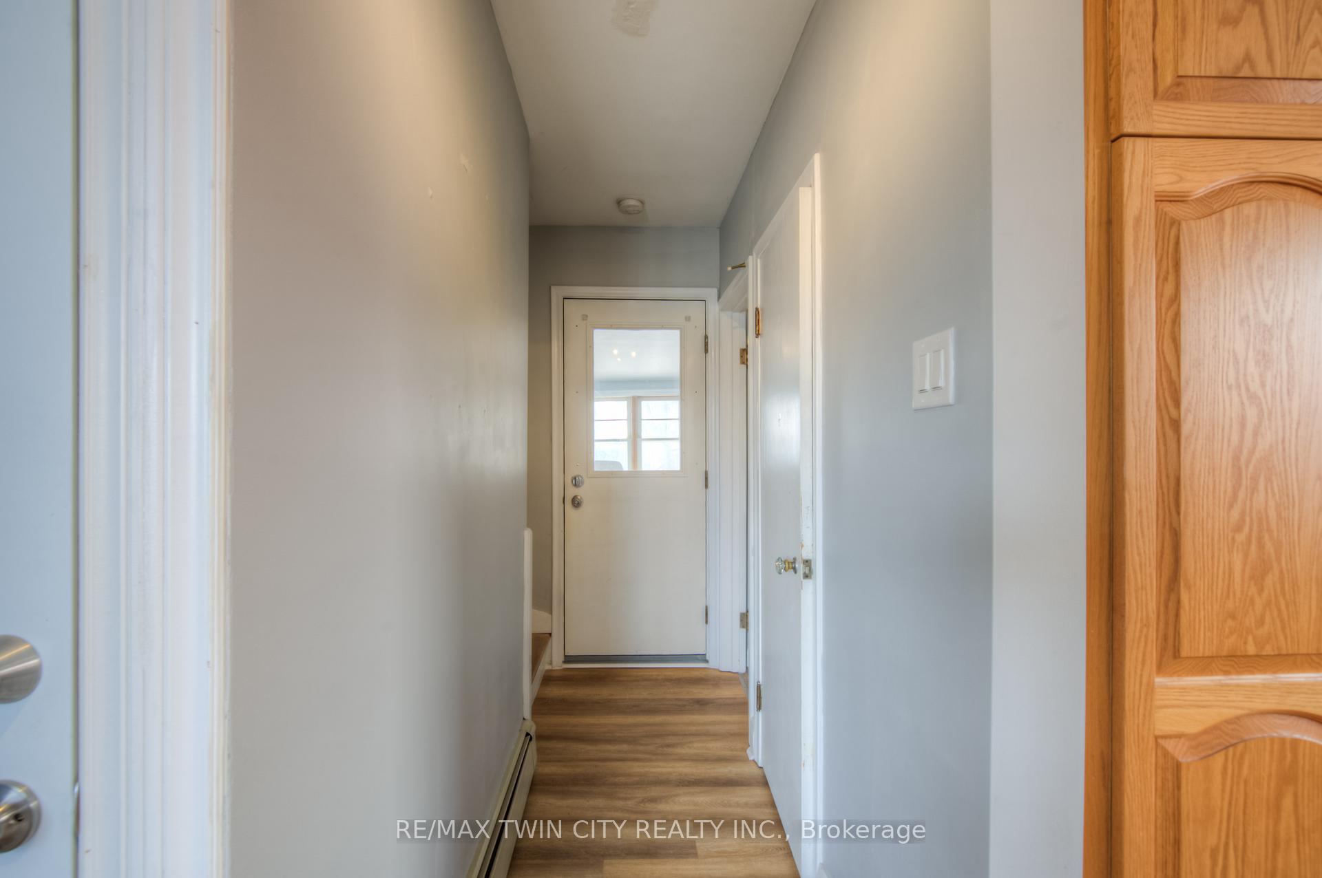 Photo 12 of 301 Highland Road E, Kitchener — HOMEH