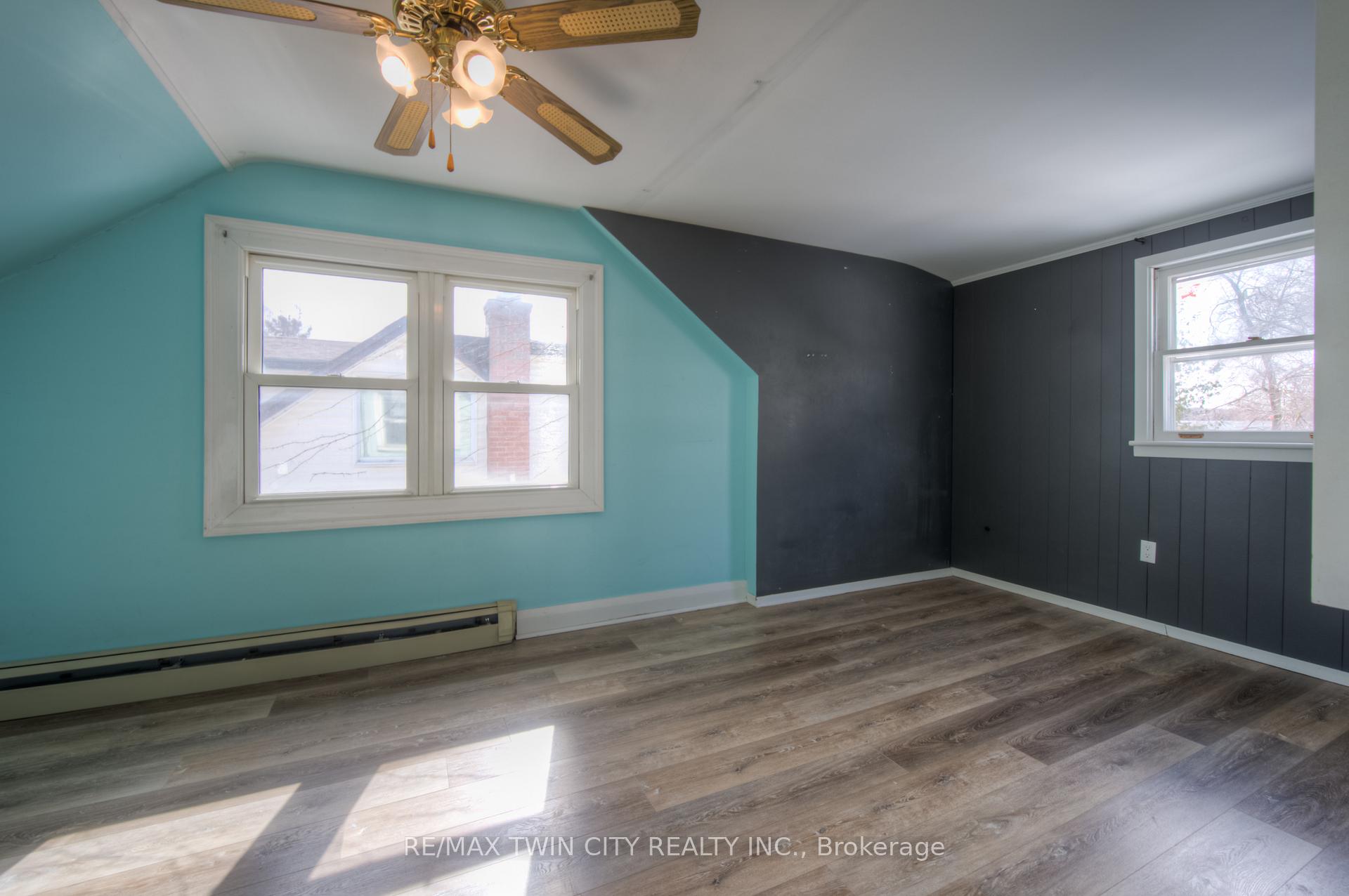 Photo 16 of 301 Highland Road E, Kitchener — HOMEH