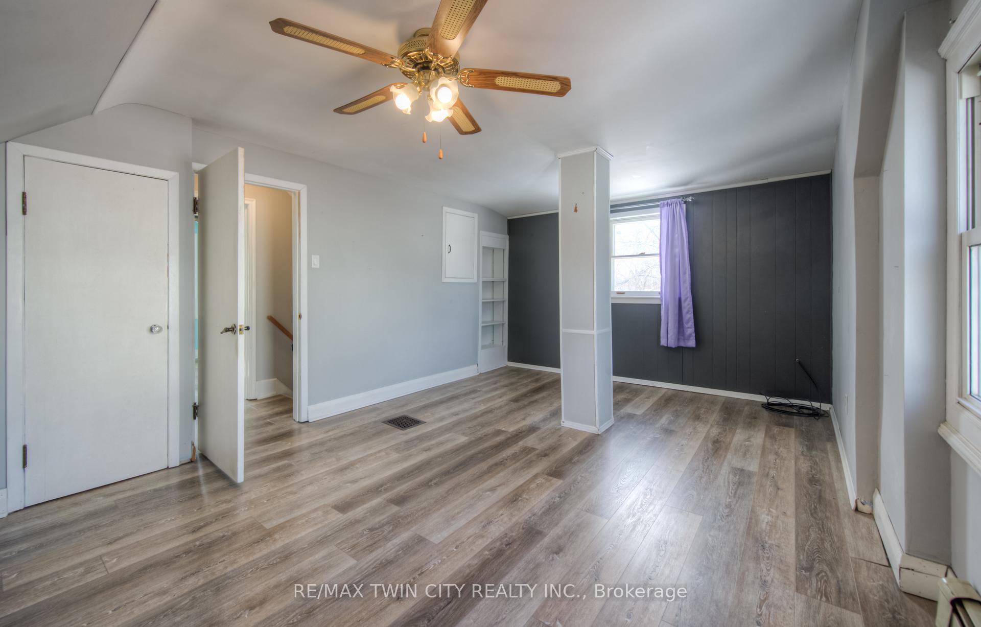 Photo 19 of 301 Highland Road E, Kitchener — HOMEH
