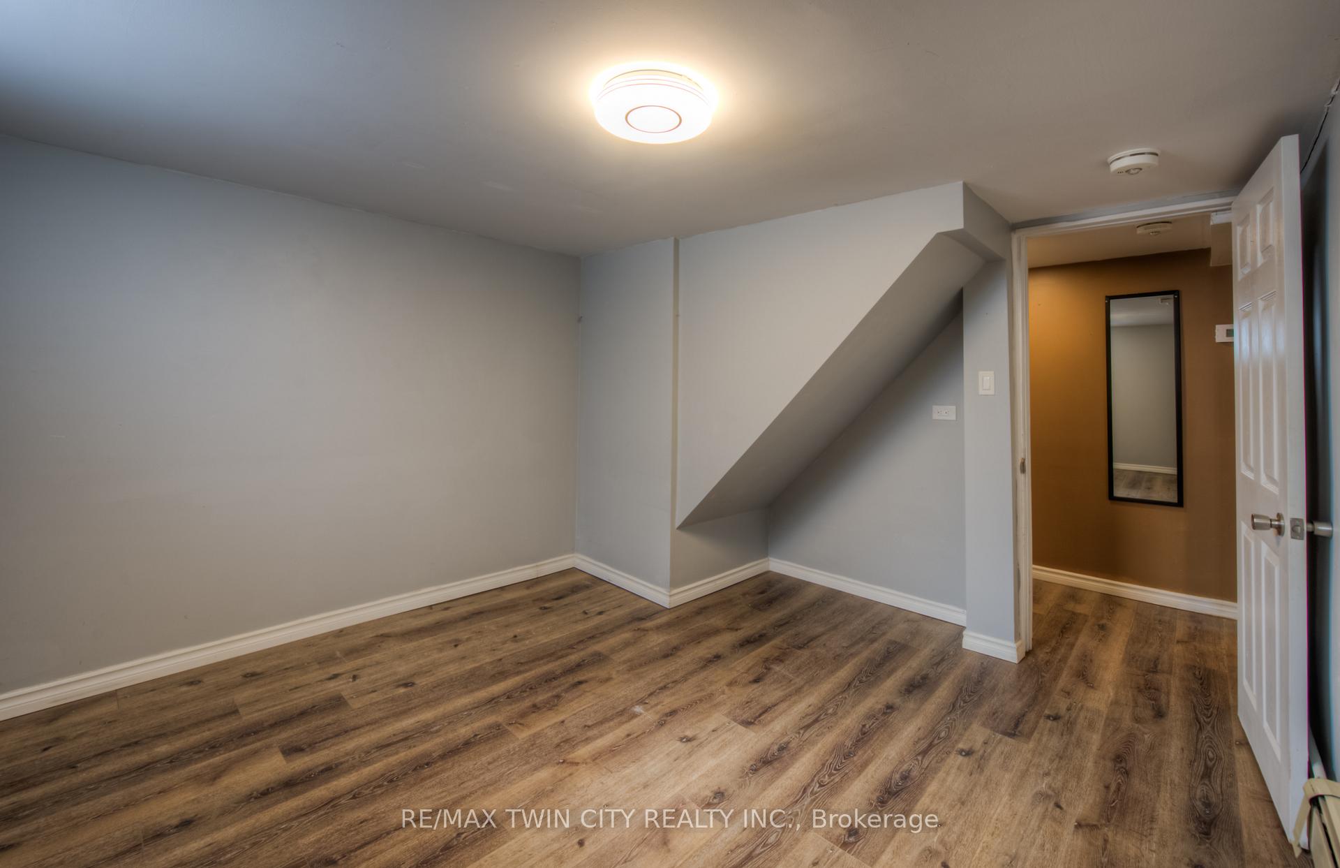 Photo 28 of 301 Highland Road E, Kitchener — HOMEH