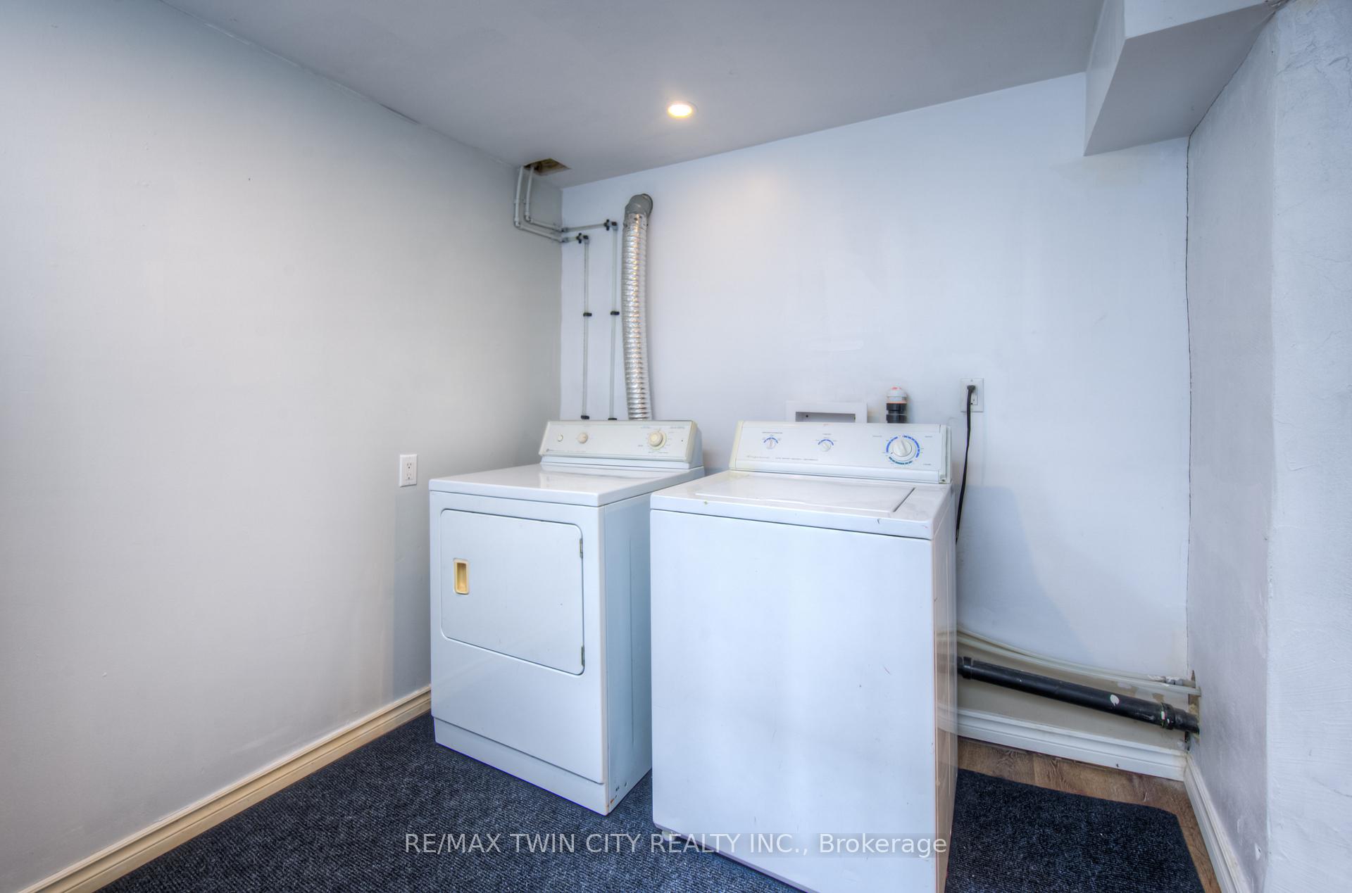 Photo 31 of 301 Highland Road E, Kitchener — HOMEH