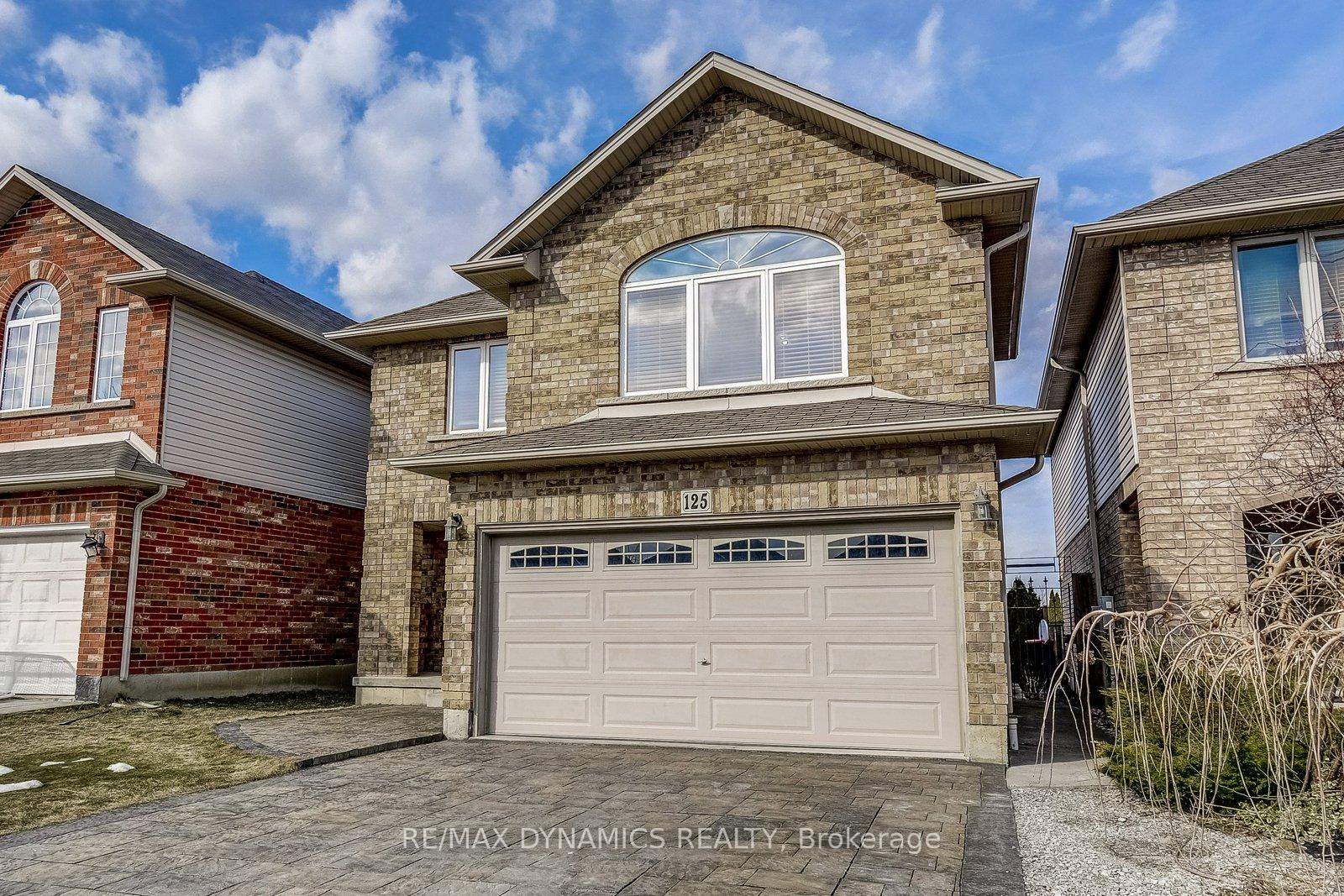 Photo 5 of 125 Assisi Street, Hamilton, Broughton — HOMEH