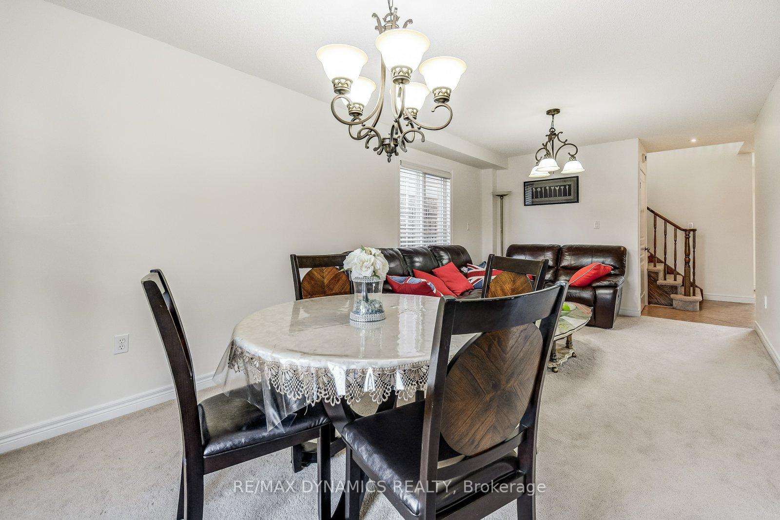 Photo 9 of 125 Assisi Street, Hamilton, Broughton — HOMEH