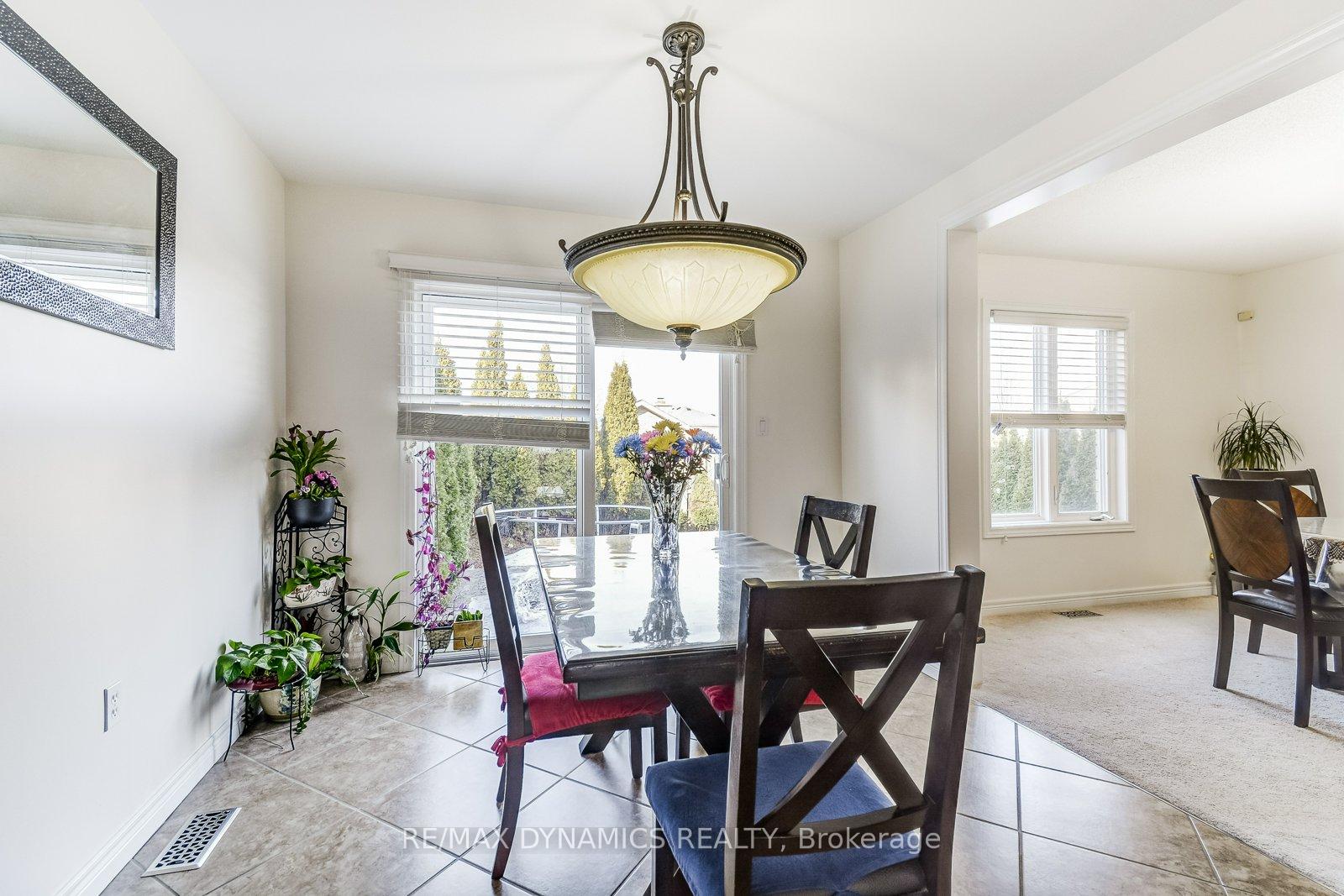 Photo 11 of 125 Assisi Street, Hamilton, Broughton — HOMEH