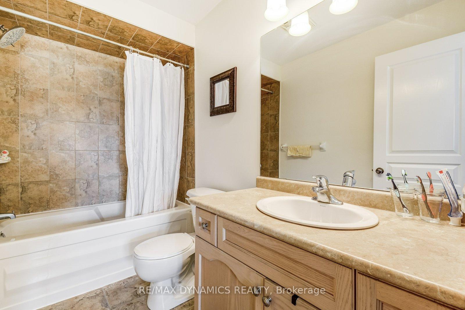 Photo 35 of 125 Assisi Street, Hamilton, Broughton — HOMEH