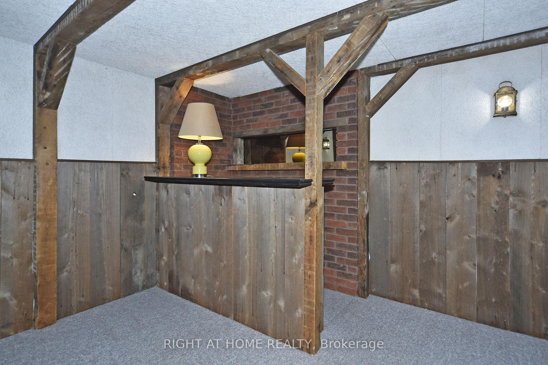 Photo 20 of 102 Romfield Circuit, Markham, Royal Orchard — HOMEH