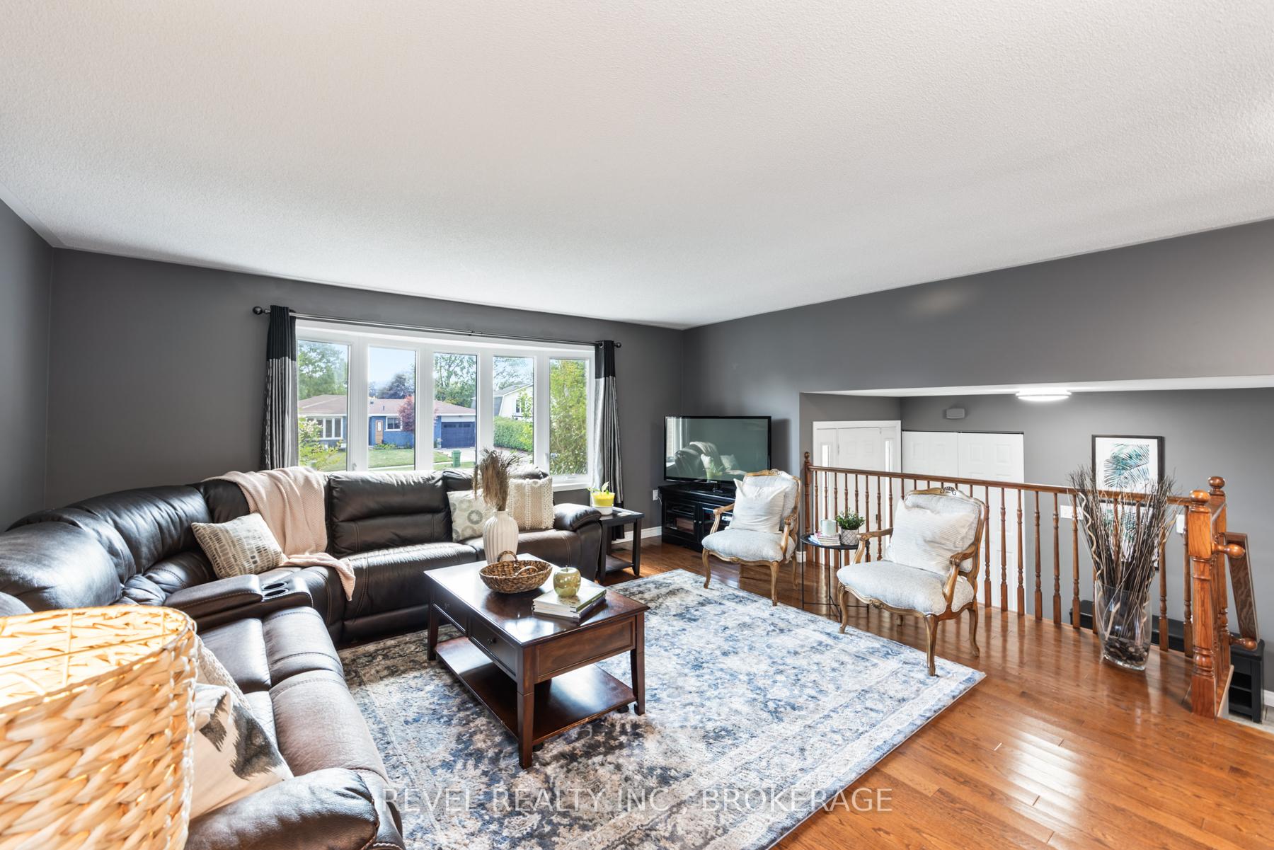 Photo 12 of 367 Carrie Crescent, Kingston, City Southwest — HOMEH