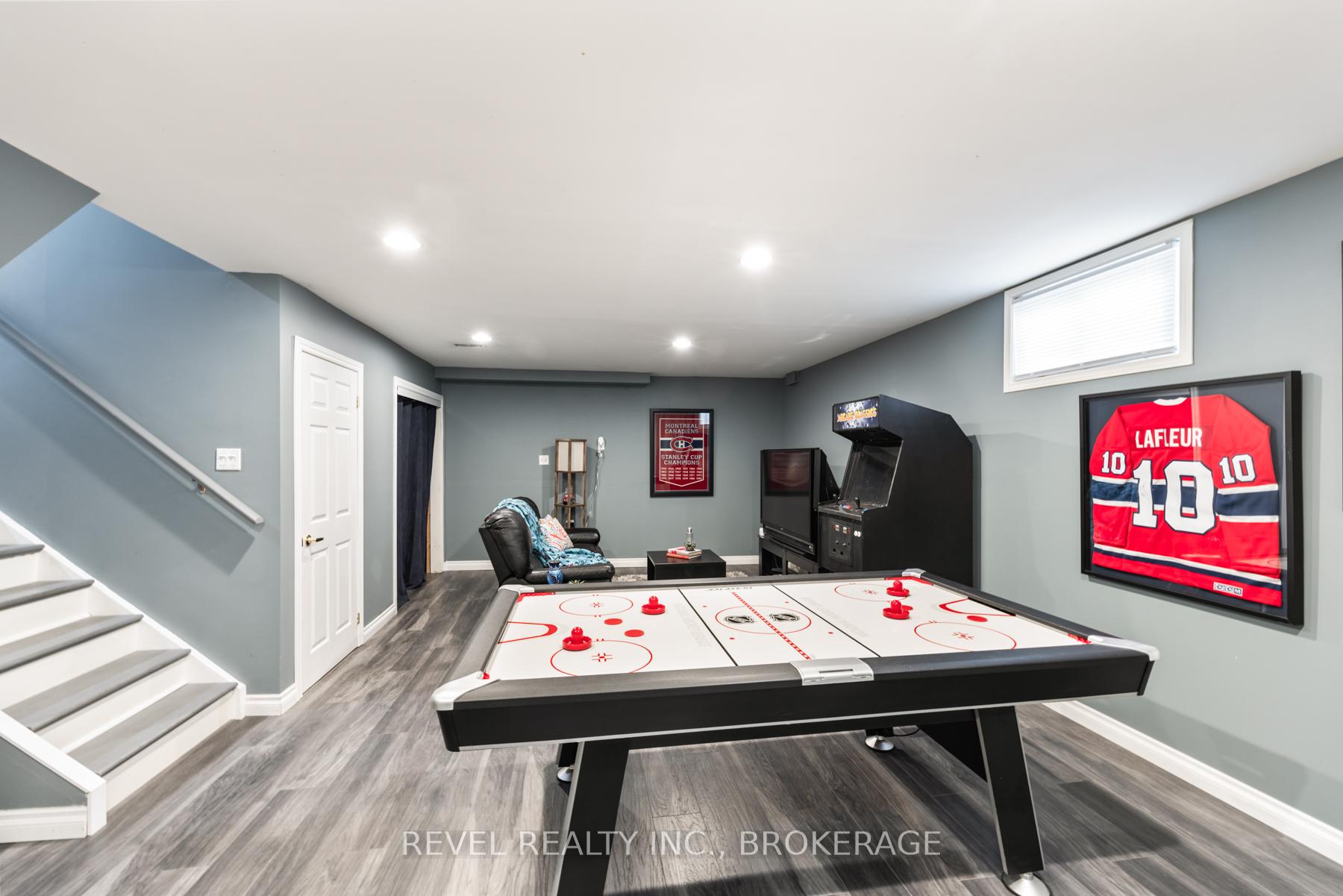 Photo 37 of 367 Carrie Crescent, Kingston, City Southwest — HOMEH