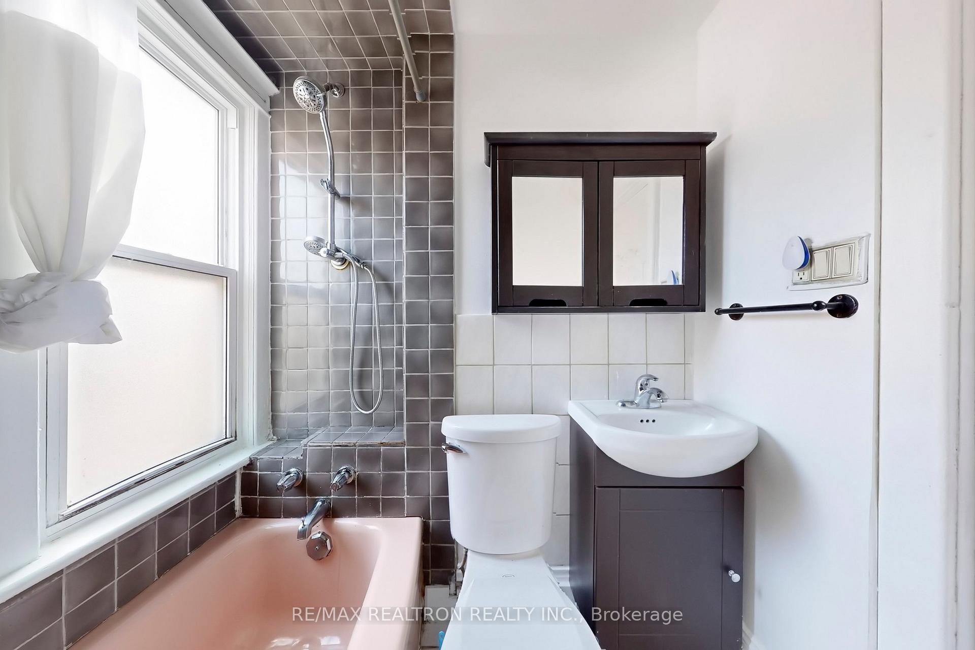 Photo 6 of 135 Birch Avenue, Hamilton, Gibson — HOMEH