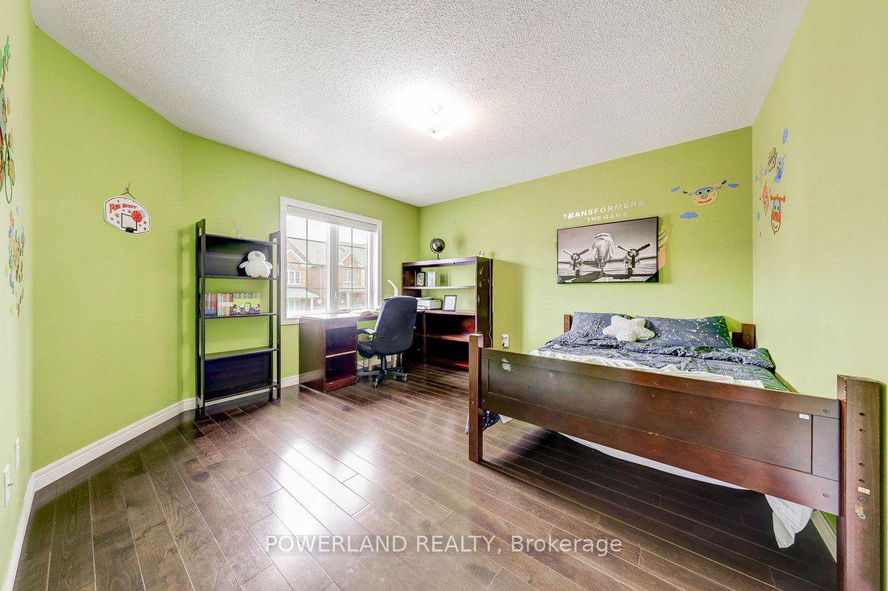 Photo 13 of 23 Cherna Avenue S, Markham, Berczy — HOMEH