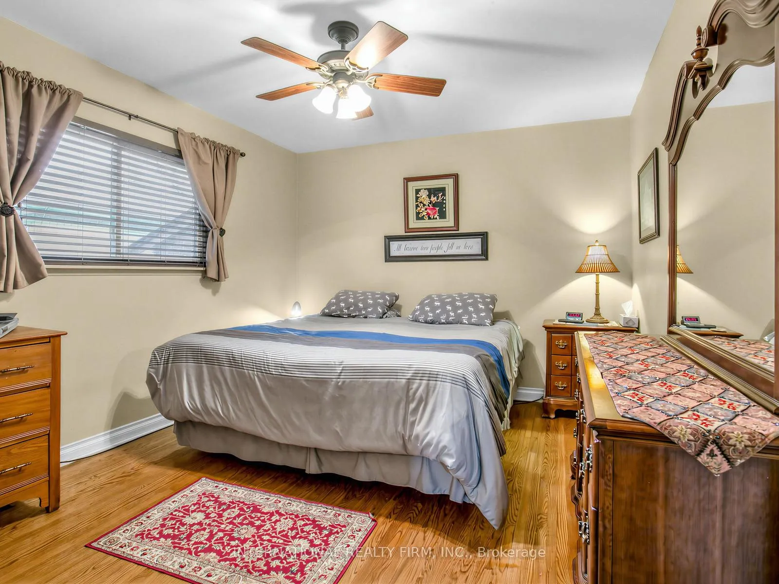 Photo 21 of 5 Castlebar Road, Etobicoke, Stonegate-Queensway — HOMEH