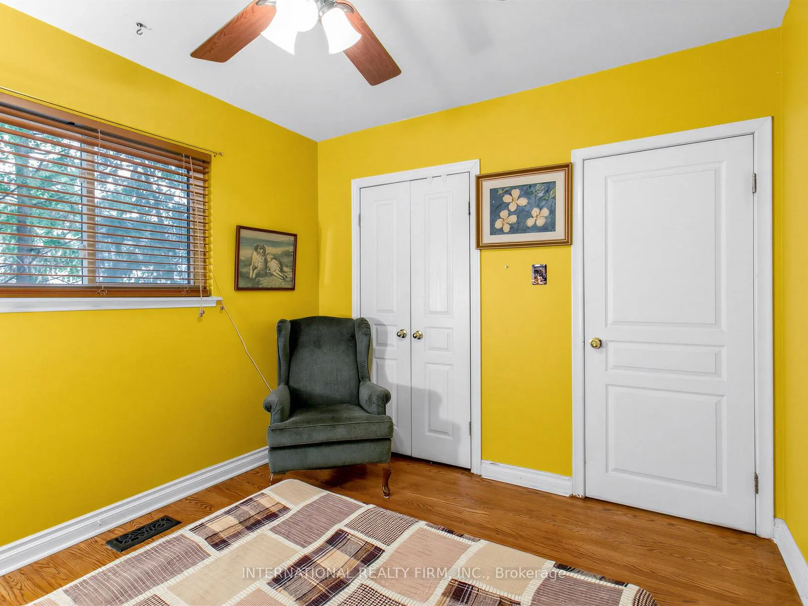 Photo 24 of 5 Castlebar Road, Etobicoke, Stonegate-Queensway — HOMEH