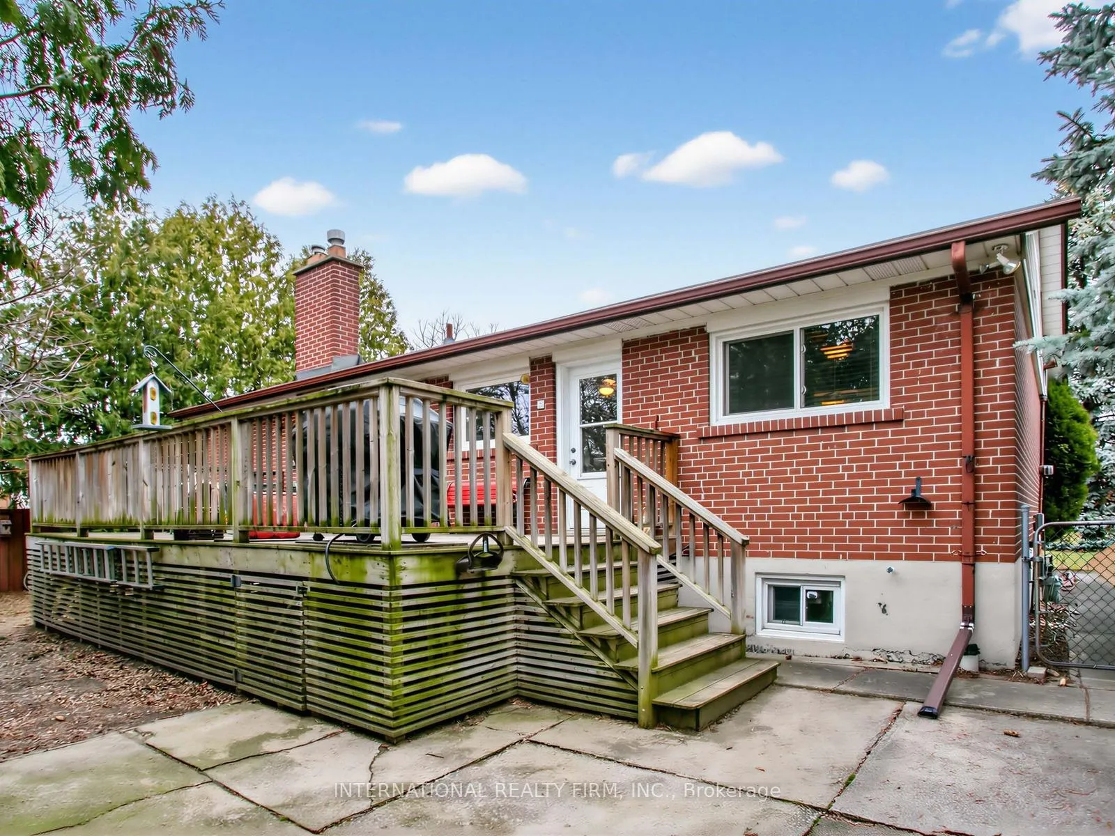 Photo 35 of 5 Castlebar Road, Etobicoke, Stonegate-Queensway — HOMEH