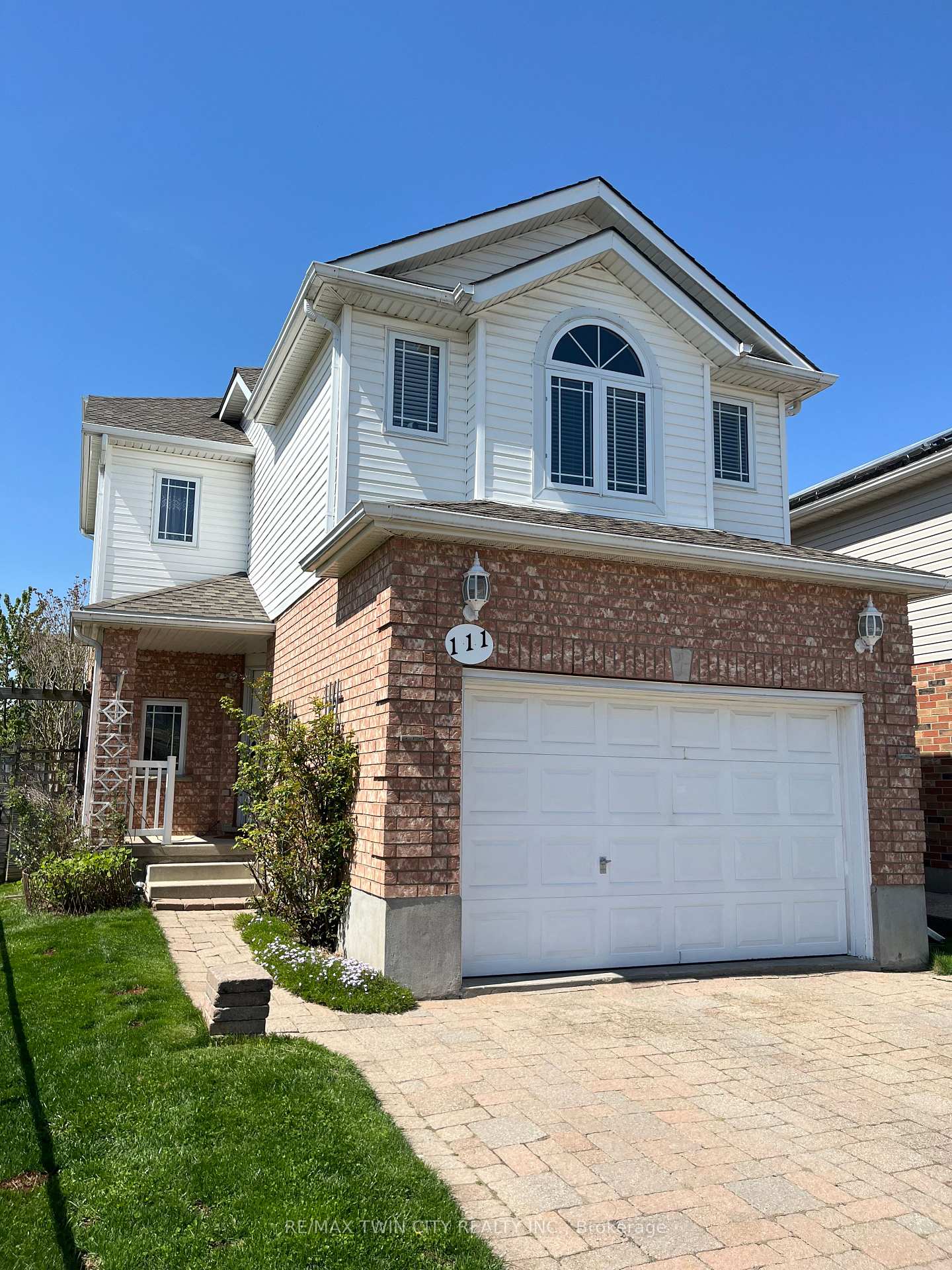 Photo 2 of 111 Cotton Grass Street, Kitchener — HOMEH