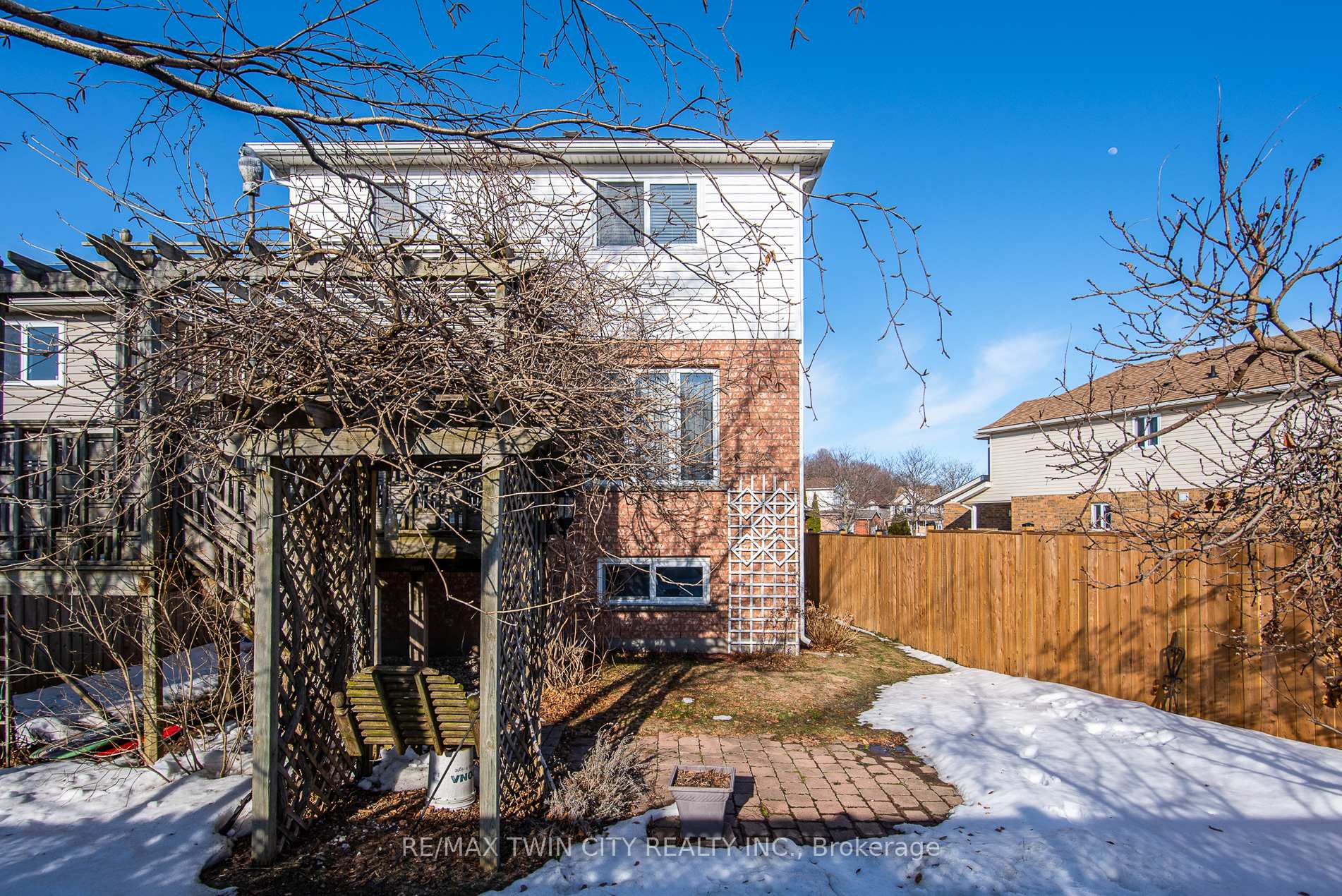 Photo 8 of 111 Cotton Grass Street, Kitchener — HOMEH
