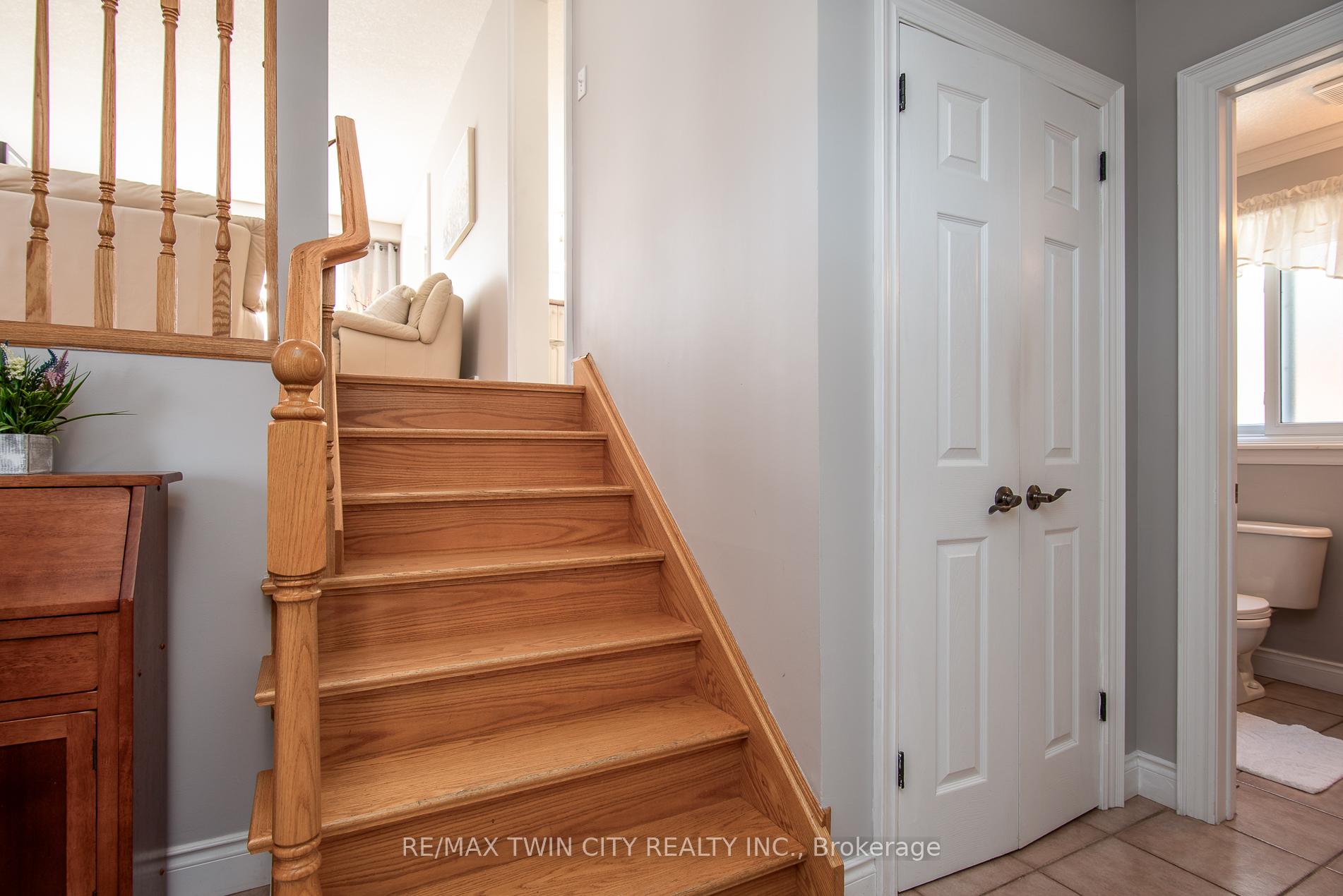 Photo 11 of 111 Cotton Grass Street, Kitchener — HOMEH