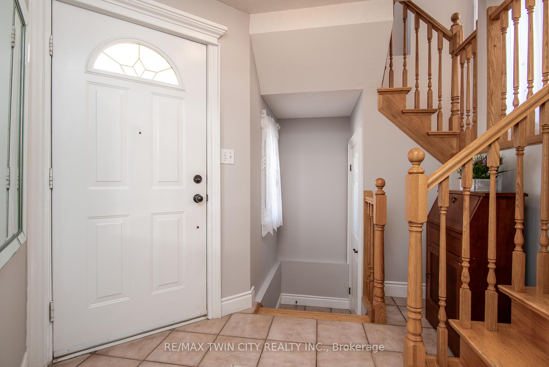 Photo 12 of 111 Cotton Grass Street, Kitchener — HOMEH