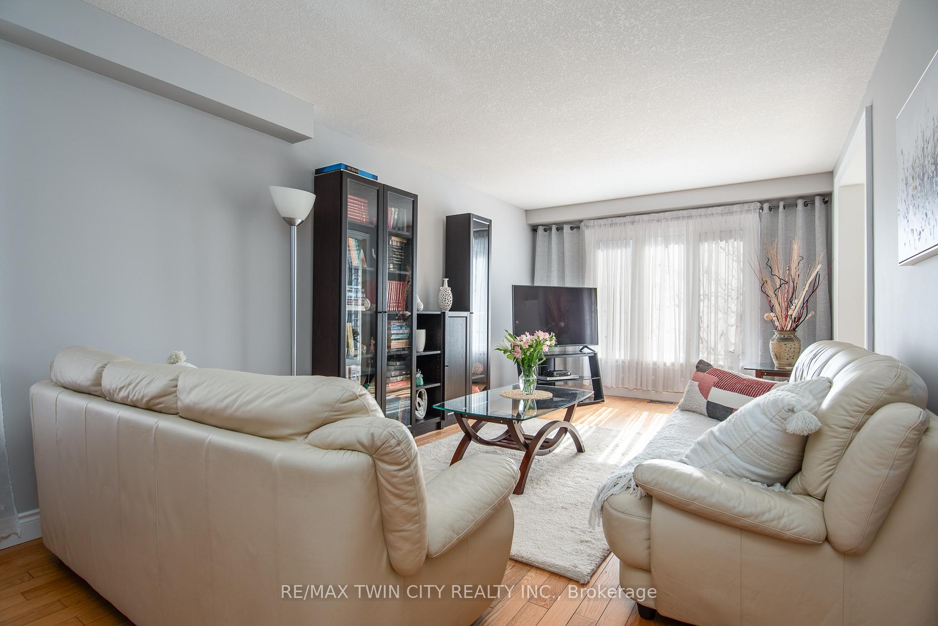 Photo 13 of 111 Cotton Grass Street, Kitchener — HOMEH