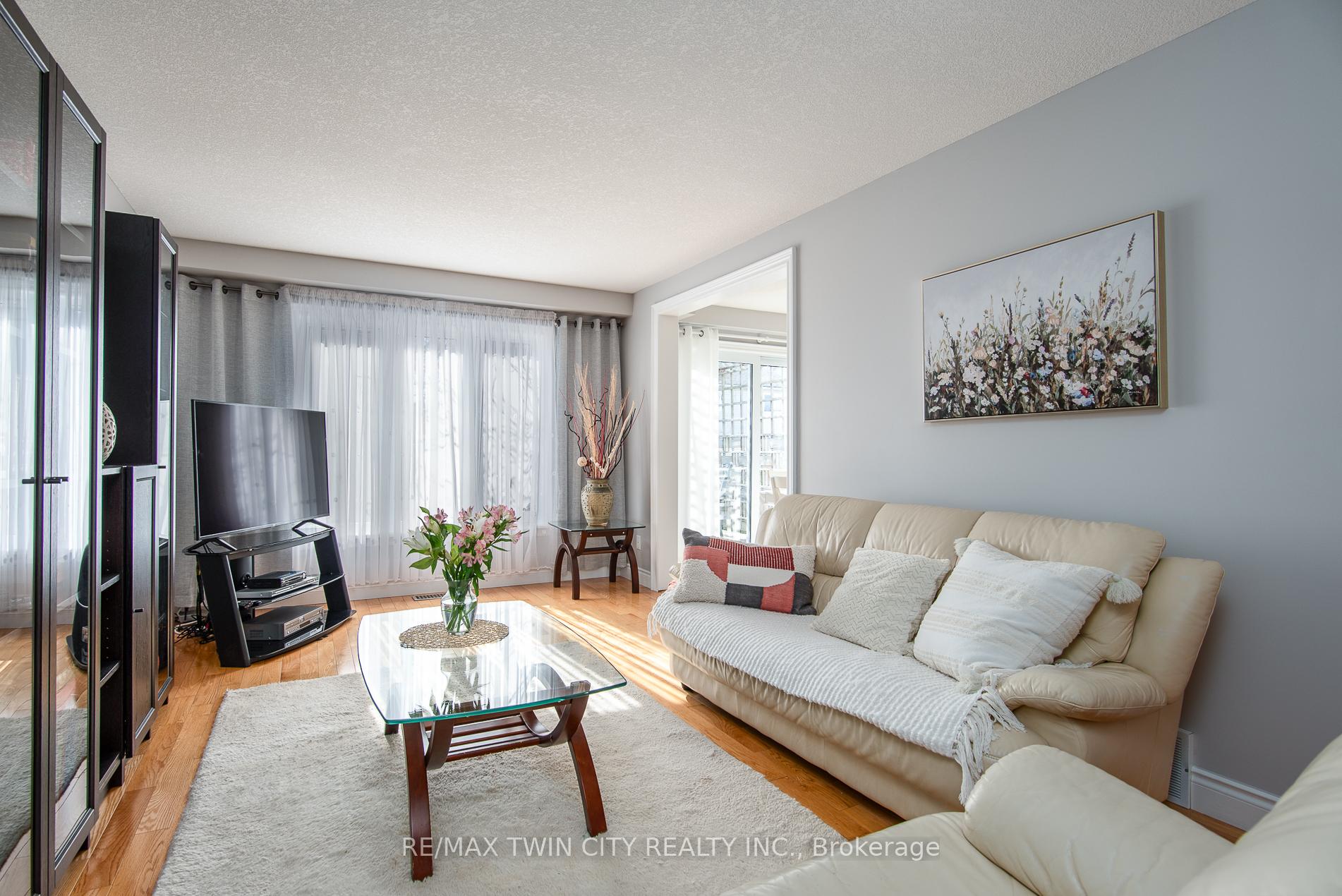 Photo 14 of 111 Cotton Grass Street, Kitchener — HOMEH