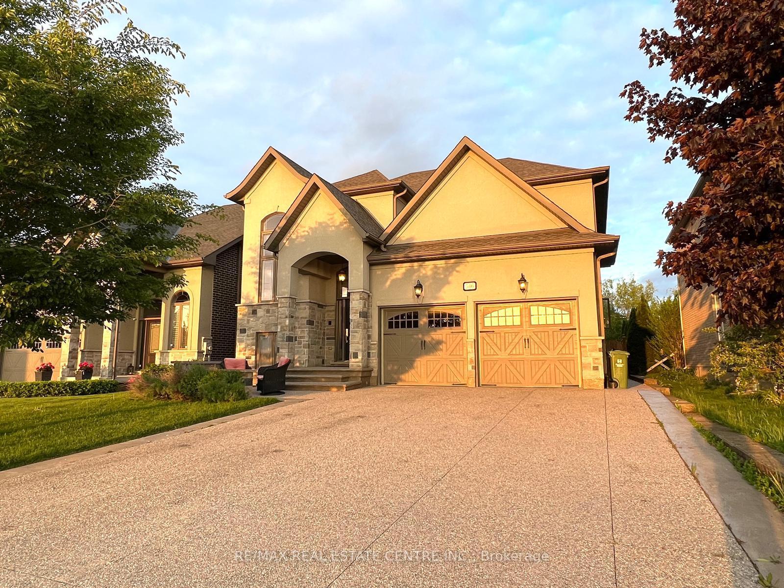 Photo 1 of 546 Fifty Road, Hamilton, Stoney Creek — HOMEH