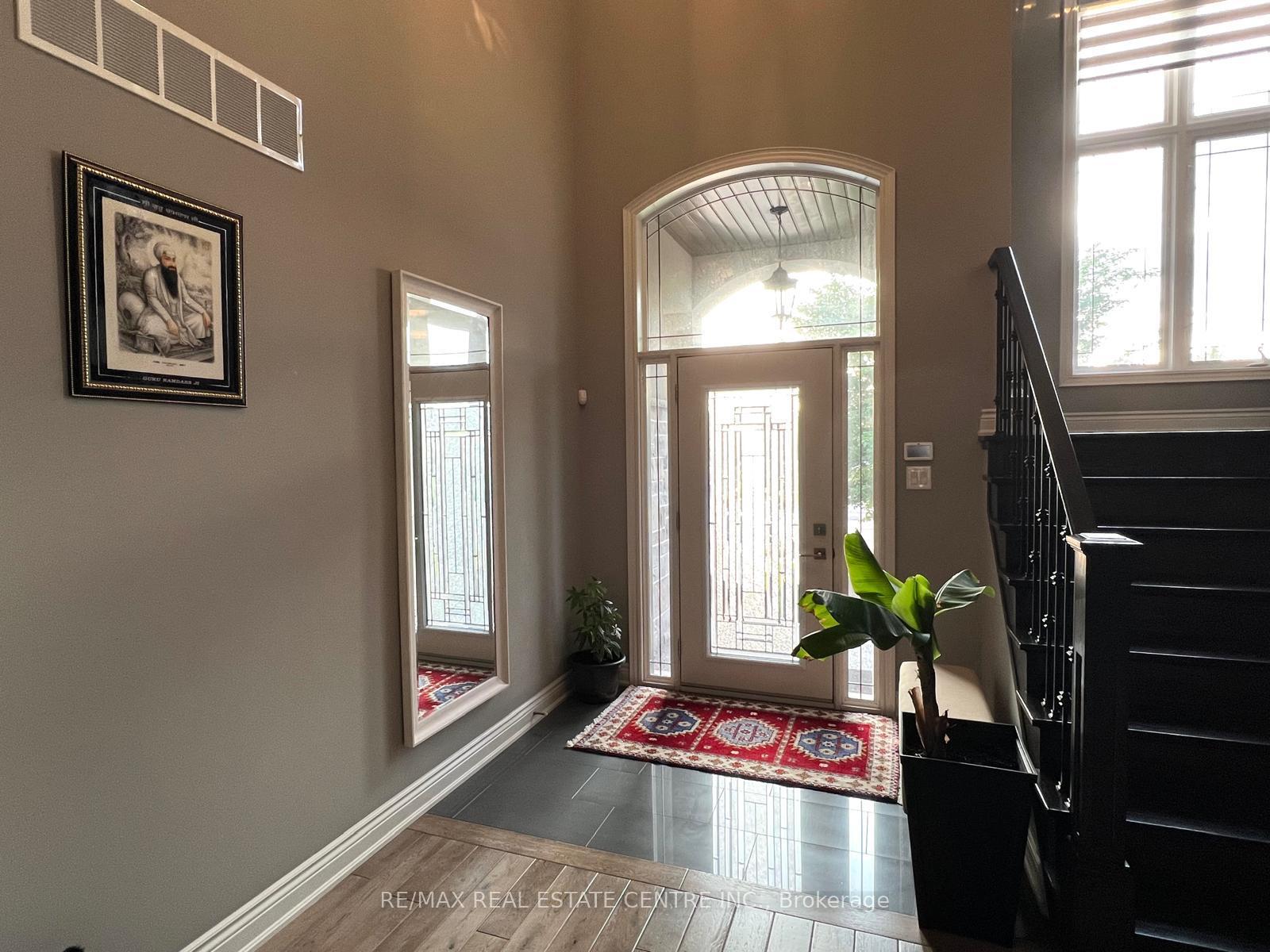 Photo 10 of 546 Fifty Road, Hamilton, Stoney Creek — HOMEH