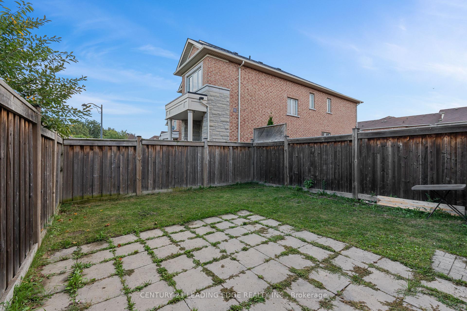 Photo 3 of 1339 Brandon Terrace, Milton, Dempsey — HOMEH