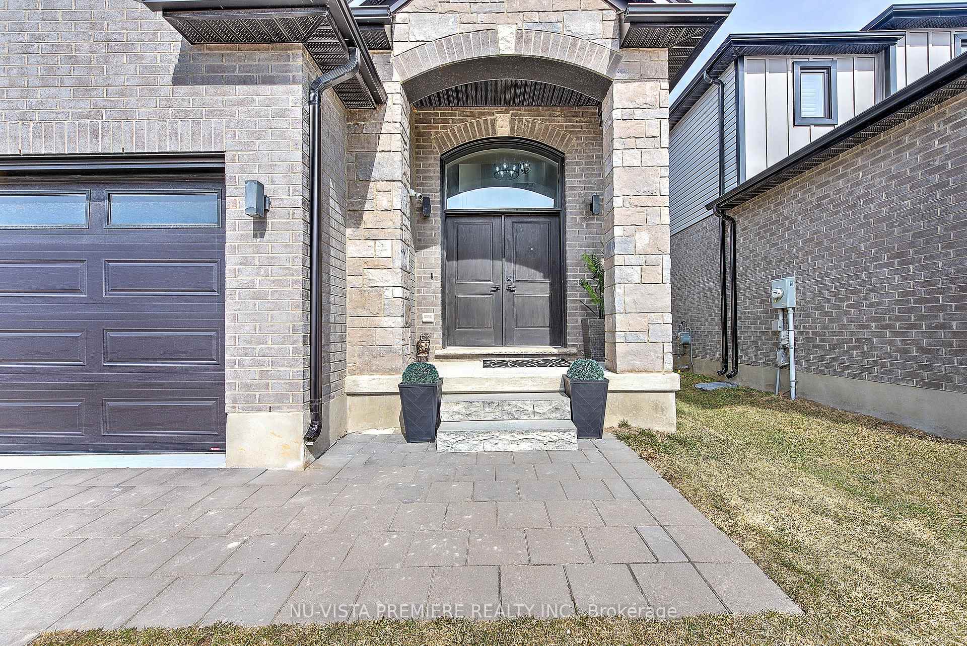 Photo 3 of 192 Crestview Drive, Middlesex Centre, Rural Middlesex Centre — HOMEH