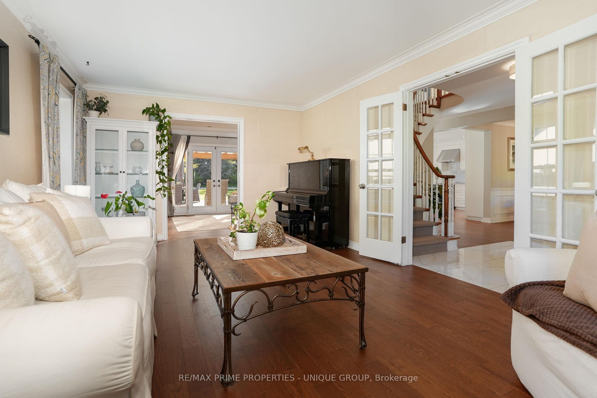 Photo 6 of 20 Thomas Reid Road, Markham, Victoria Square — HOMEH