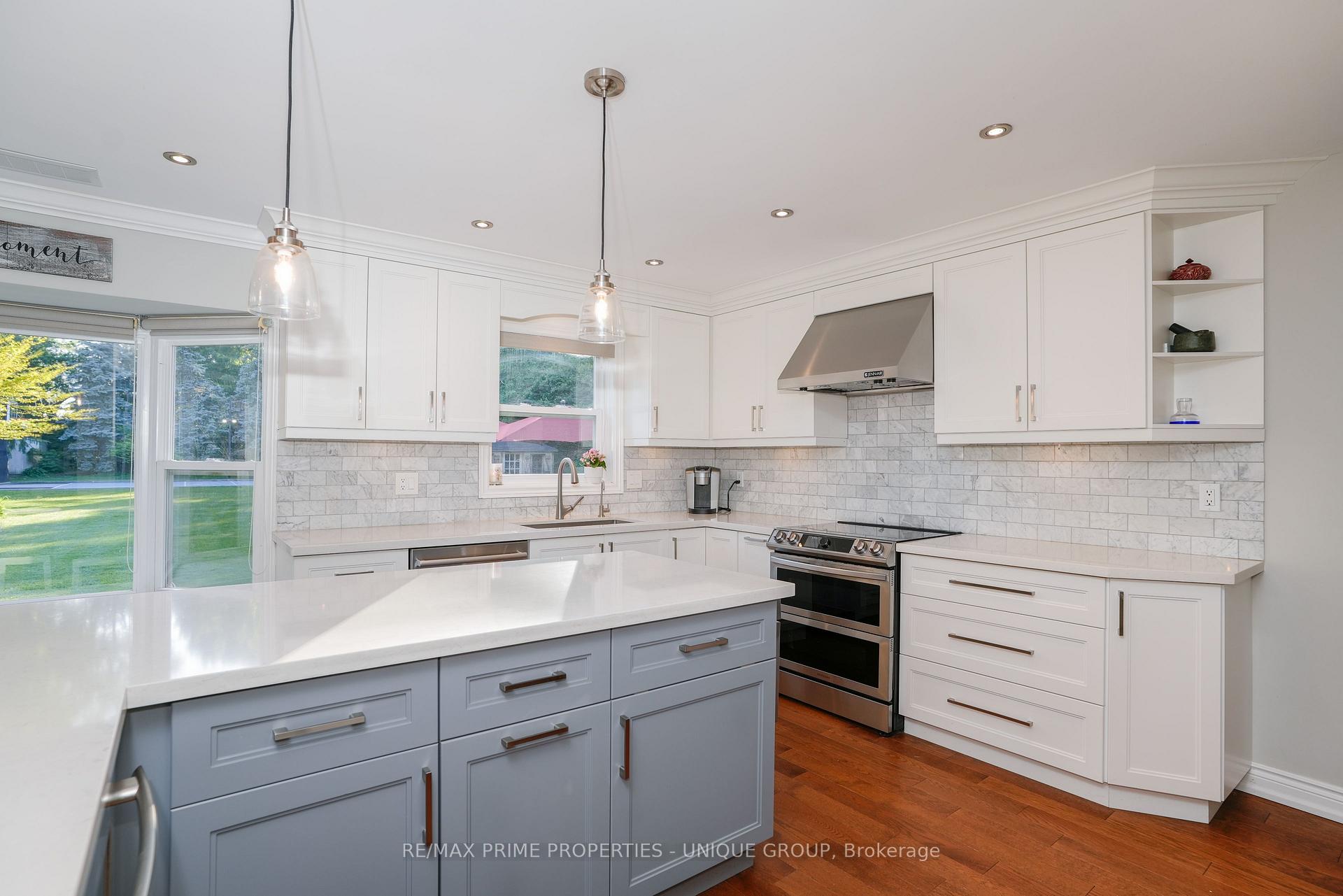 Photo 13 of 20 Thomas Reid Road, Markham, Victoria Square — HOMEH