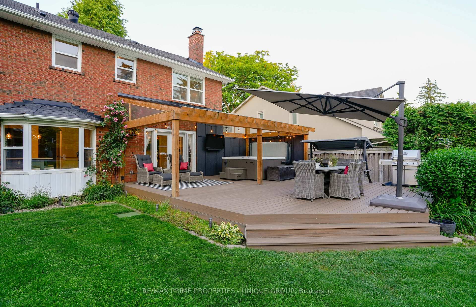 Photo 16 of 20 Thomas Reid Road, Markham, Victoria Square — HOMEH