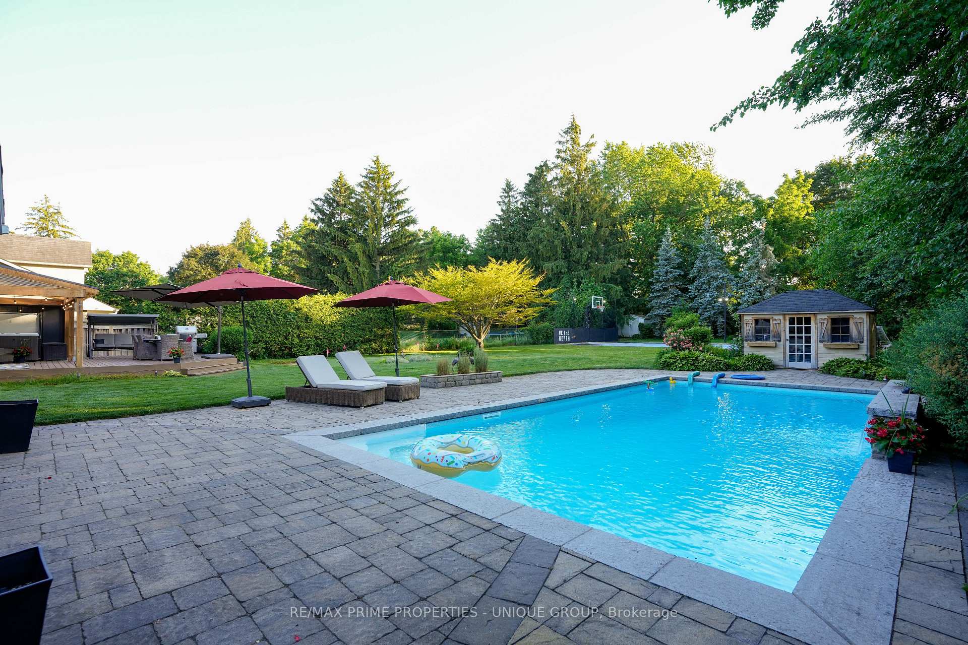 Photo 17 of 20 Thomas Reid Road, Markham, Victoria Square — HOMEH