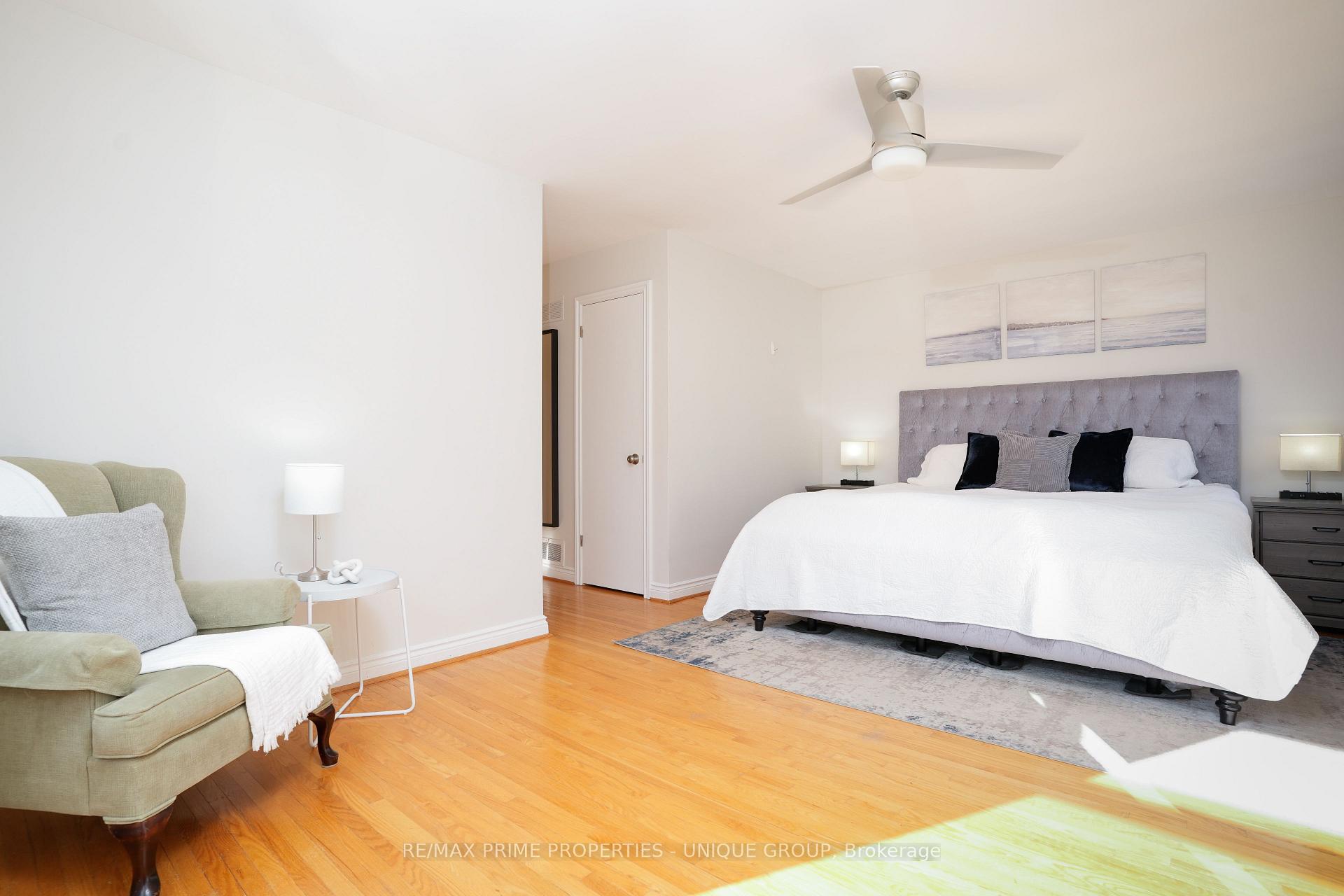 Photo 21 of 20 Thomas Reid Road, Markham, Victoria Square — HOMEH