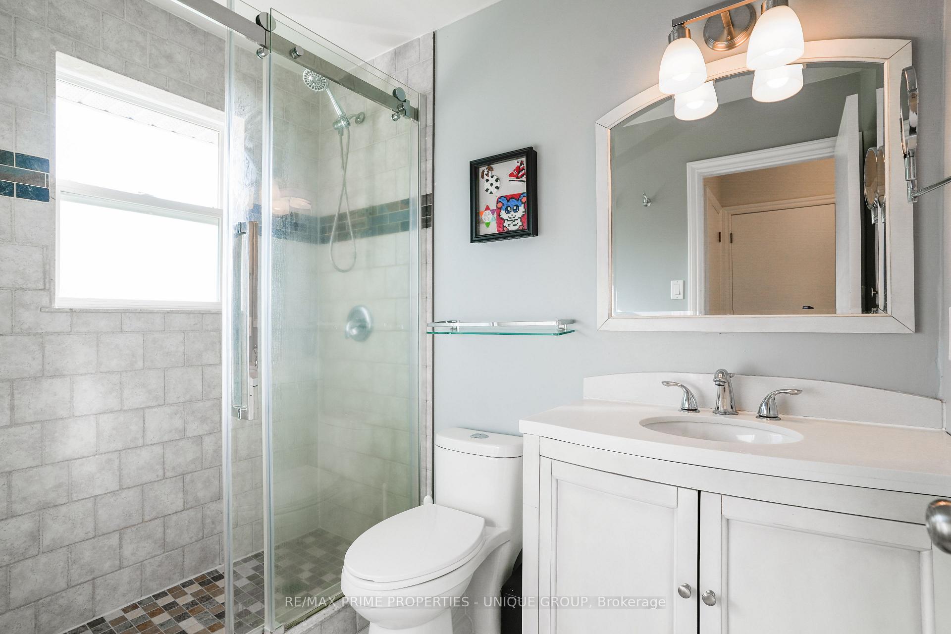 Photo 24 of 20 Thomas Reid Road, Markham, Victoria Square — HOMEH