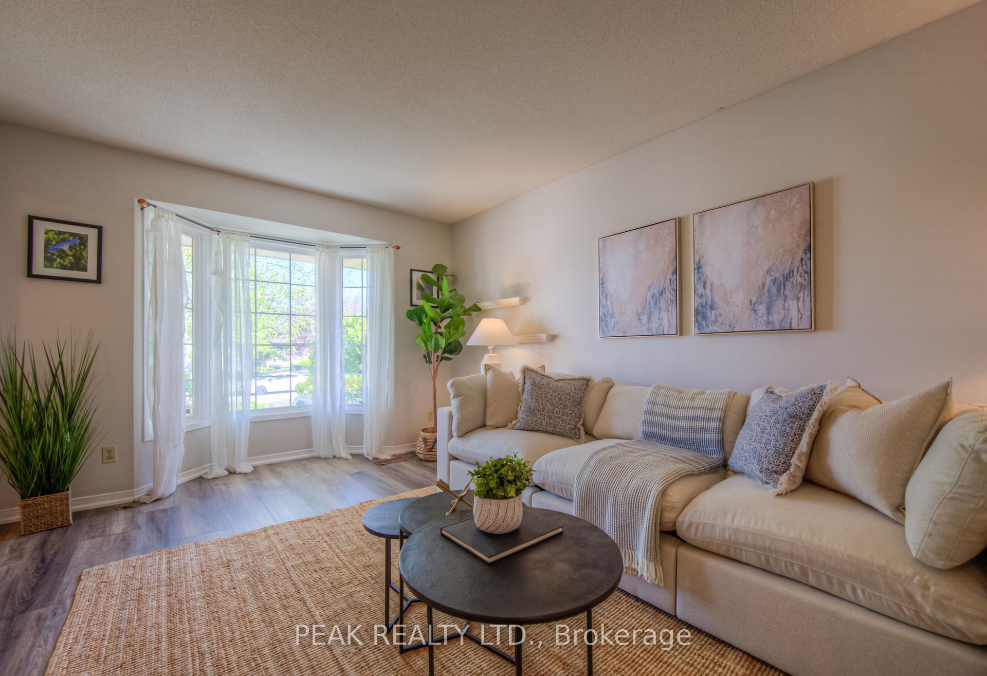 Photo 9 of 97 Rushbrook Drive, Kitchener — HOMEH