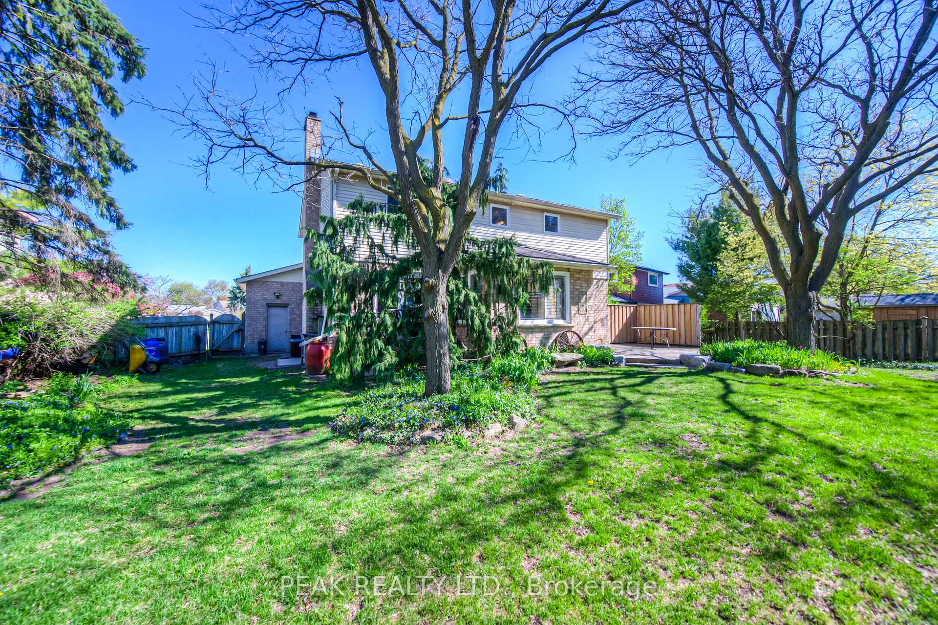 Photo 36 of 97 Rushbrook Drive, Kitchener — HOMEH