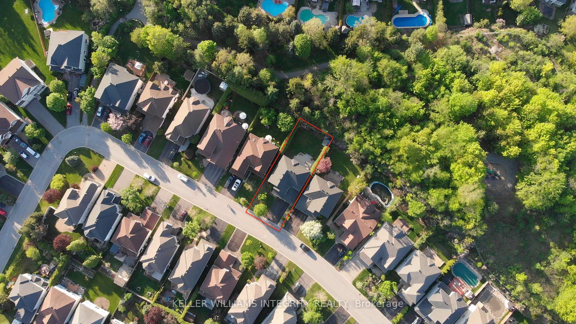 Photo 31 of 151 Insmill Crescent, Ottawa, Kanata - Kanata Lakes/Heritage Hills — HOMEH