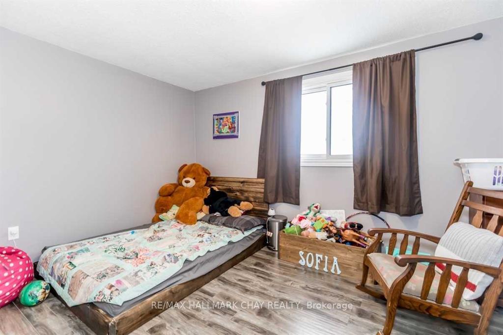 Photo 12 of 266 Galloway Boulevard, Midland — HOMEH