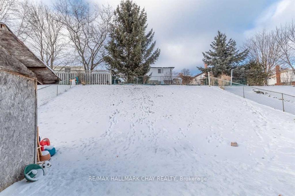 Photo 20 of 266 Galloway Boulevard, Midland — HOMEH