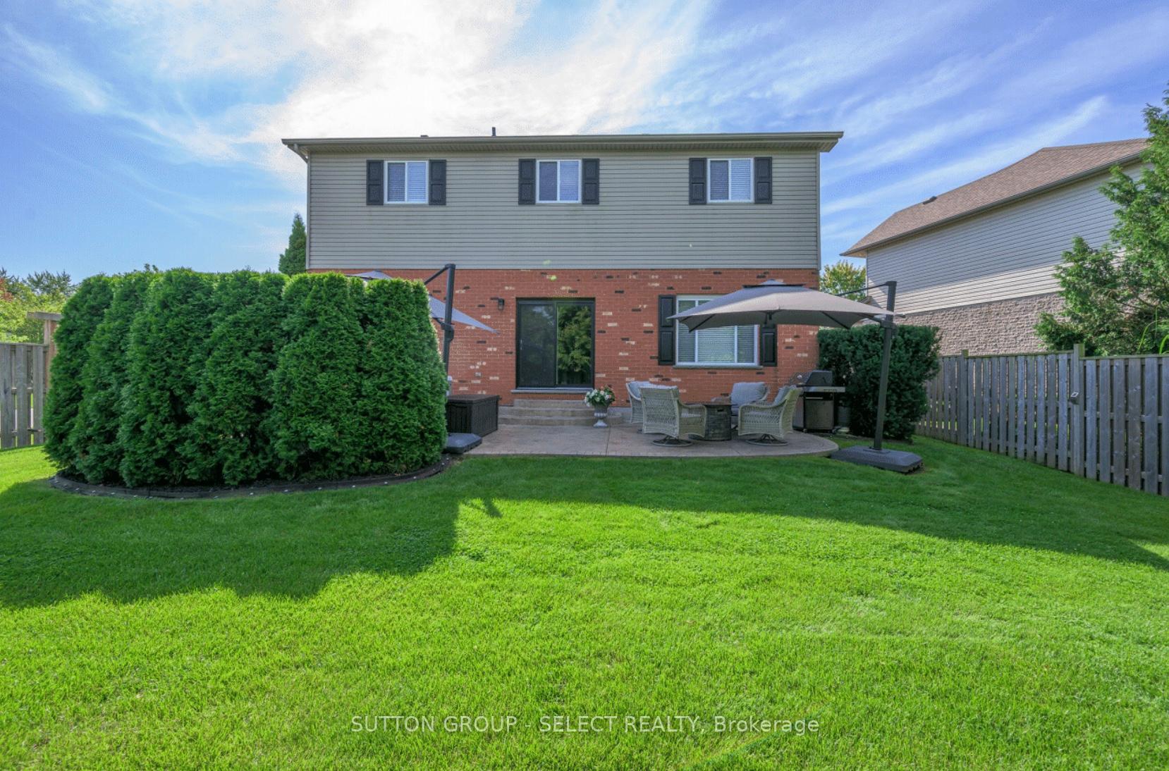 Photo 7 of 6 Oakmont Gardens, Middlesex Centre, Ilderton — HOMEH